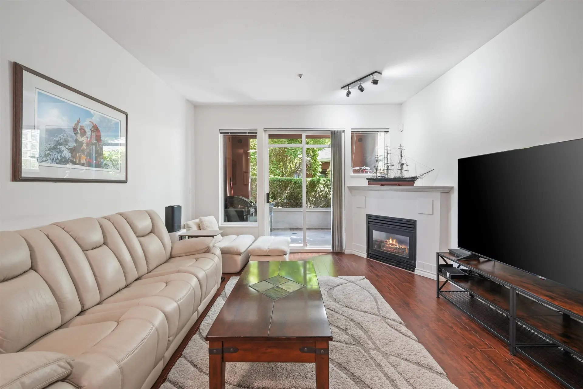 #105 20239 Michaud Crescent - Image 8