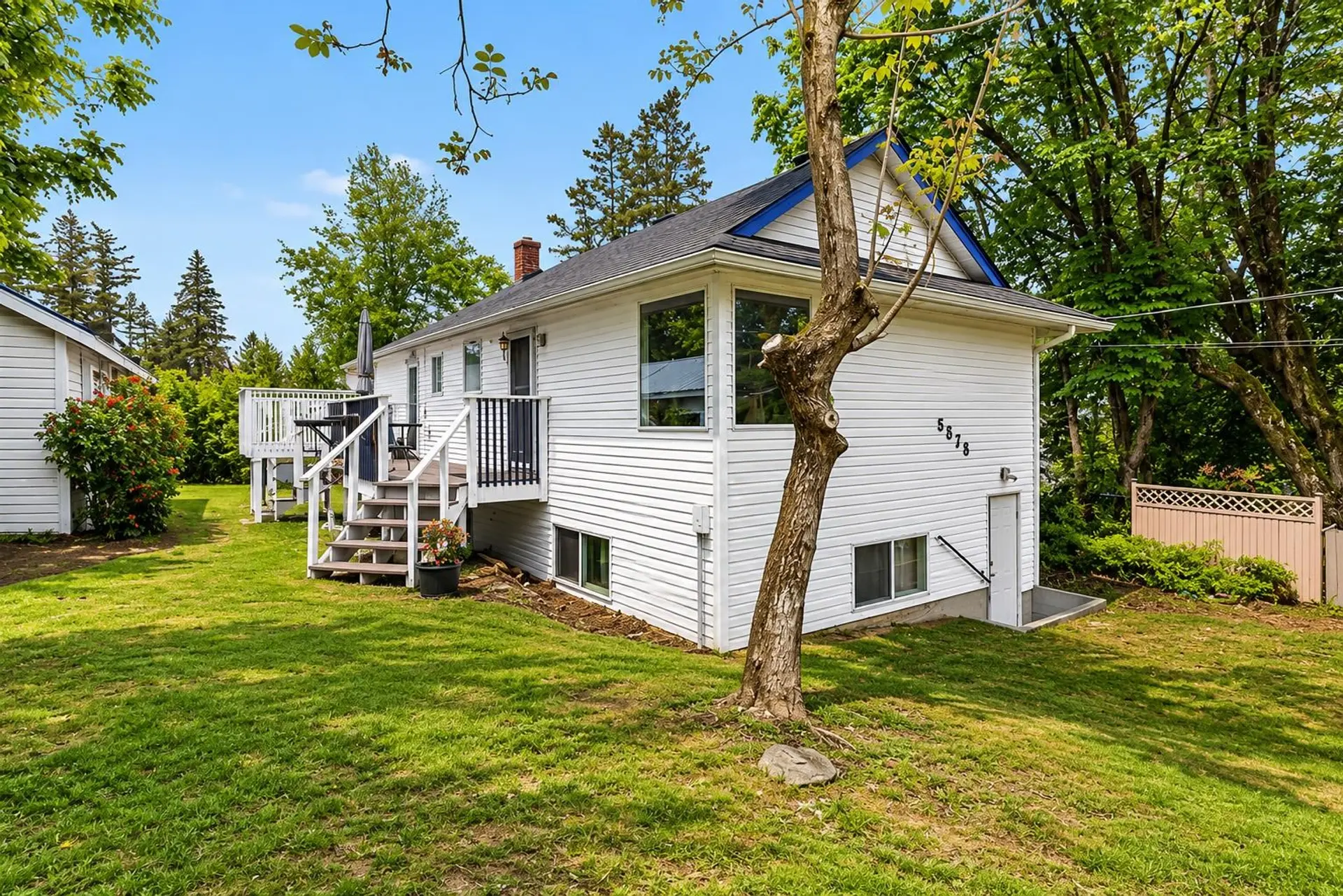 6828 144 Street - Image 12