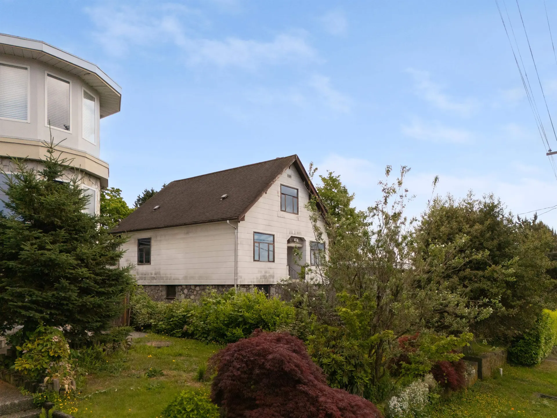 380 Delta Avenue - Image 10