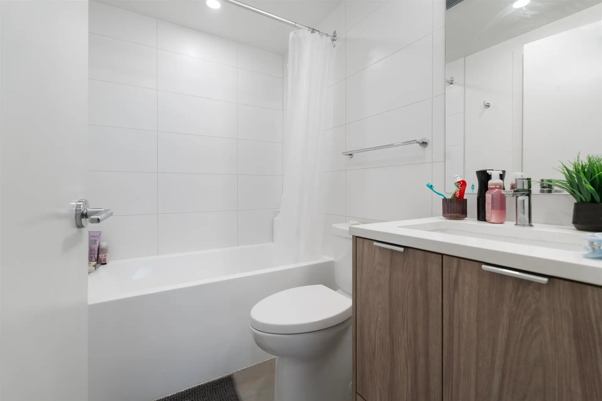 #1605 13675 107a Avenue - Image 13