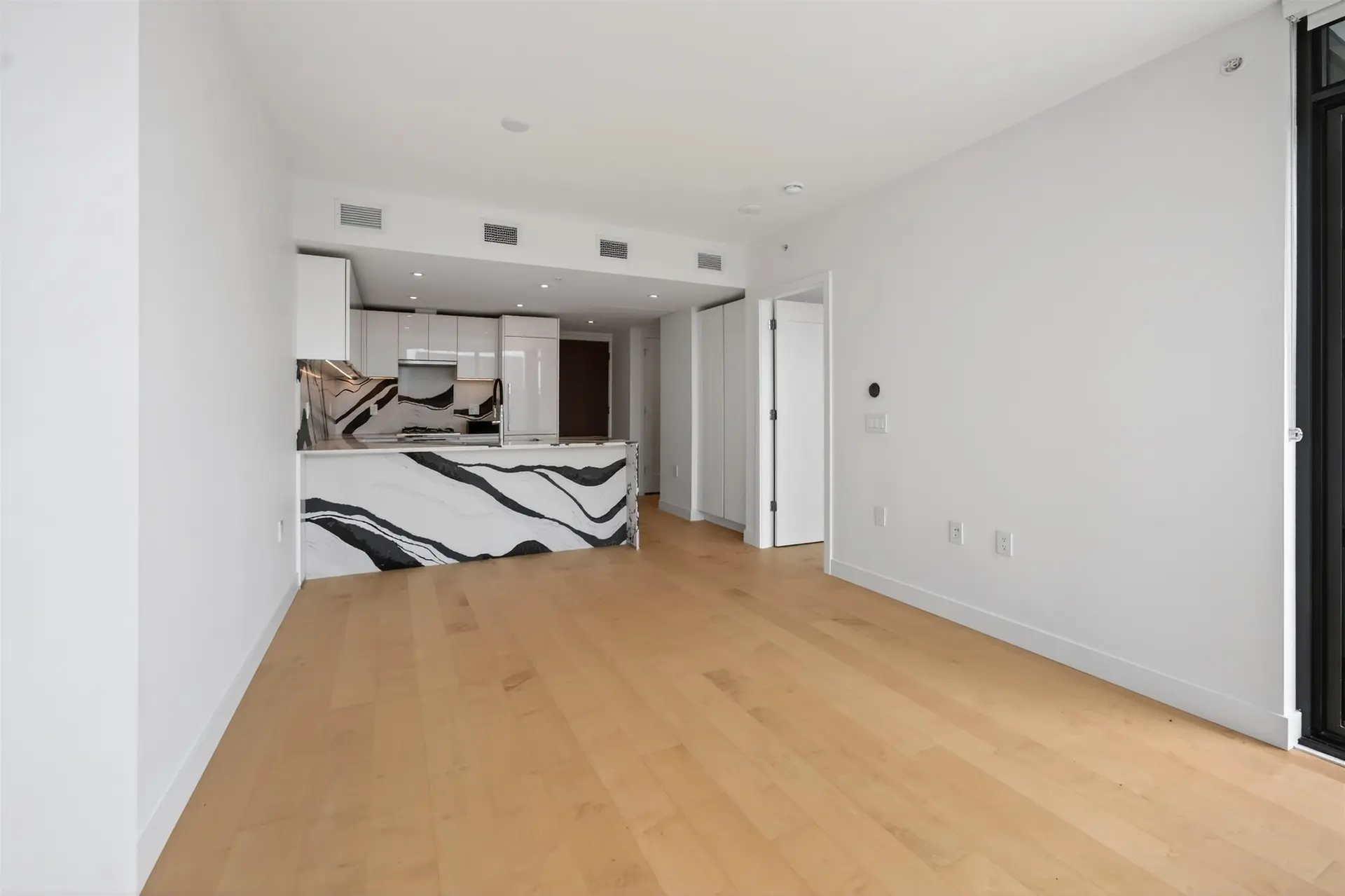 #1304 135 E 13th Street - Image 3