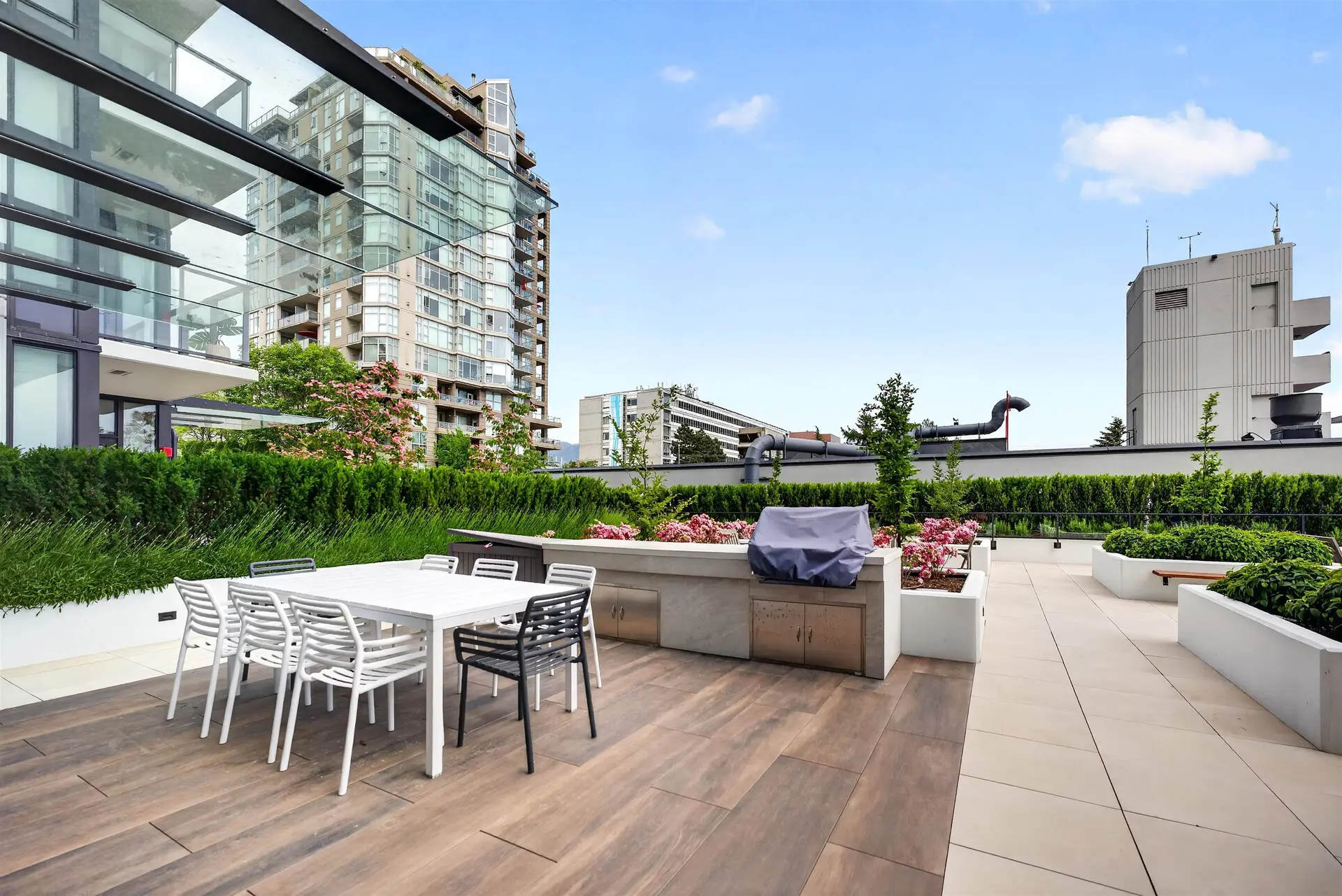#1304 135 E 13th Street - Image 15
