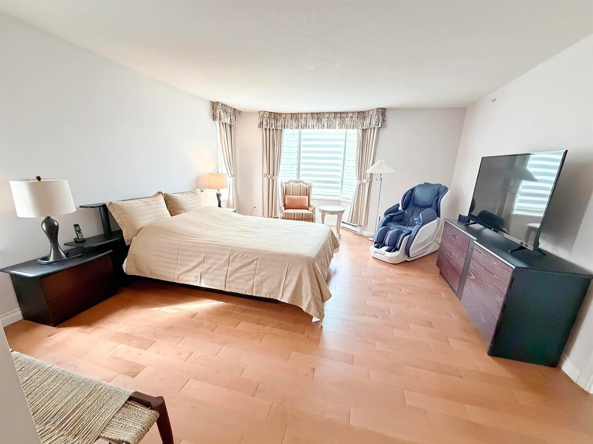 #806 1199 Eastwood Street - Image 8