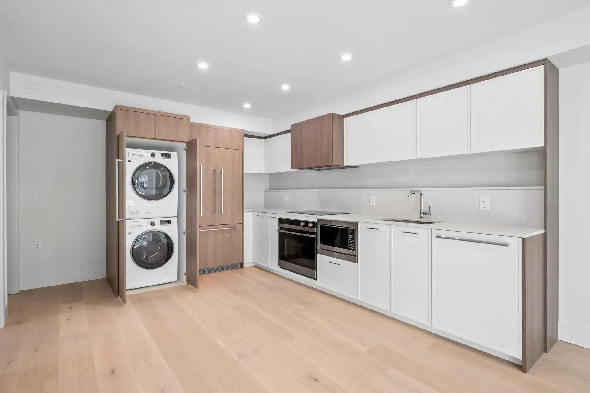#153 408 W 45th Avenue - Image 6