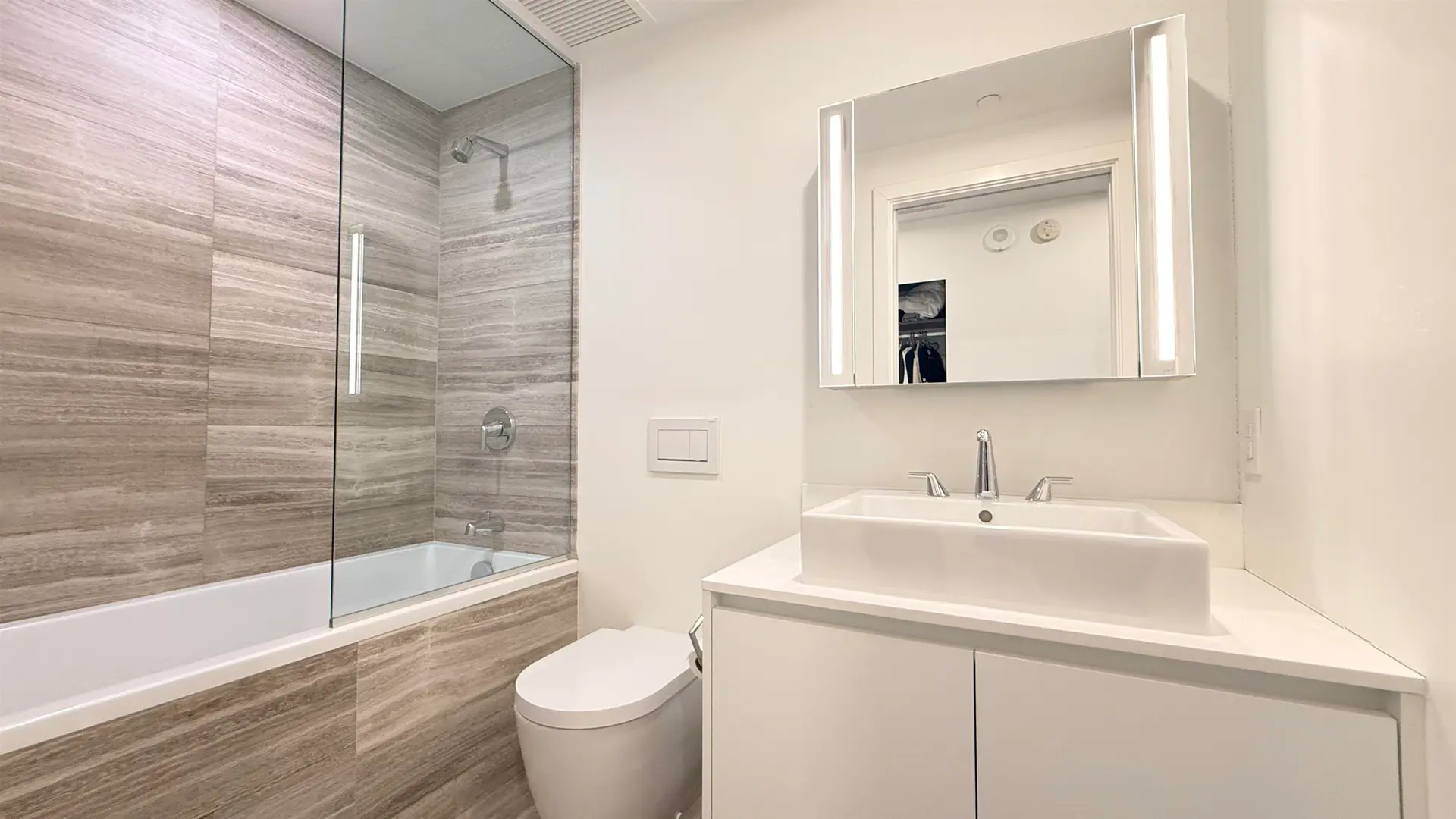 #3908 1480 Howe Street - Image 10