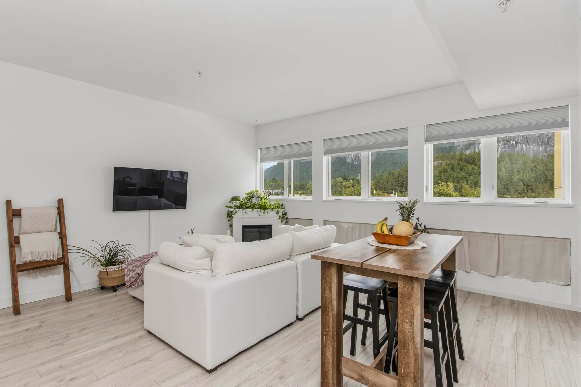 #408 37841 Cleveland Avenue - Image 4