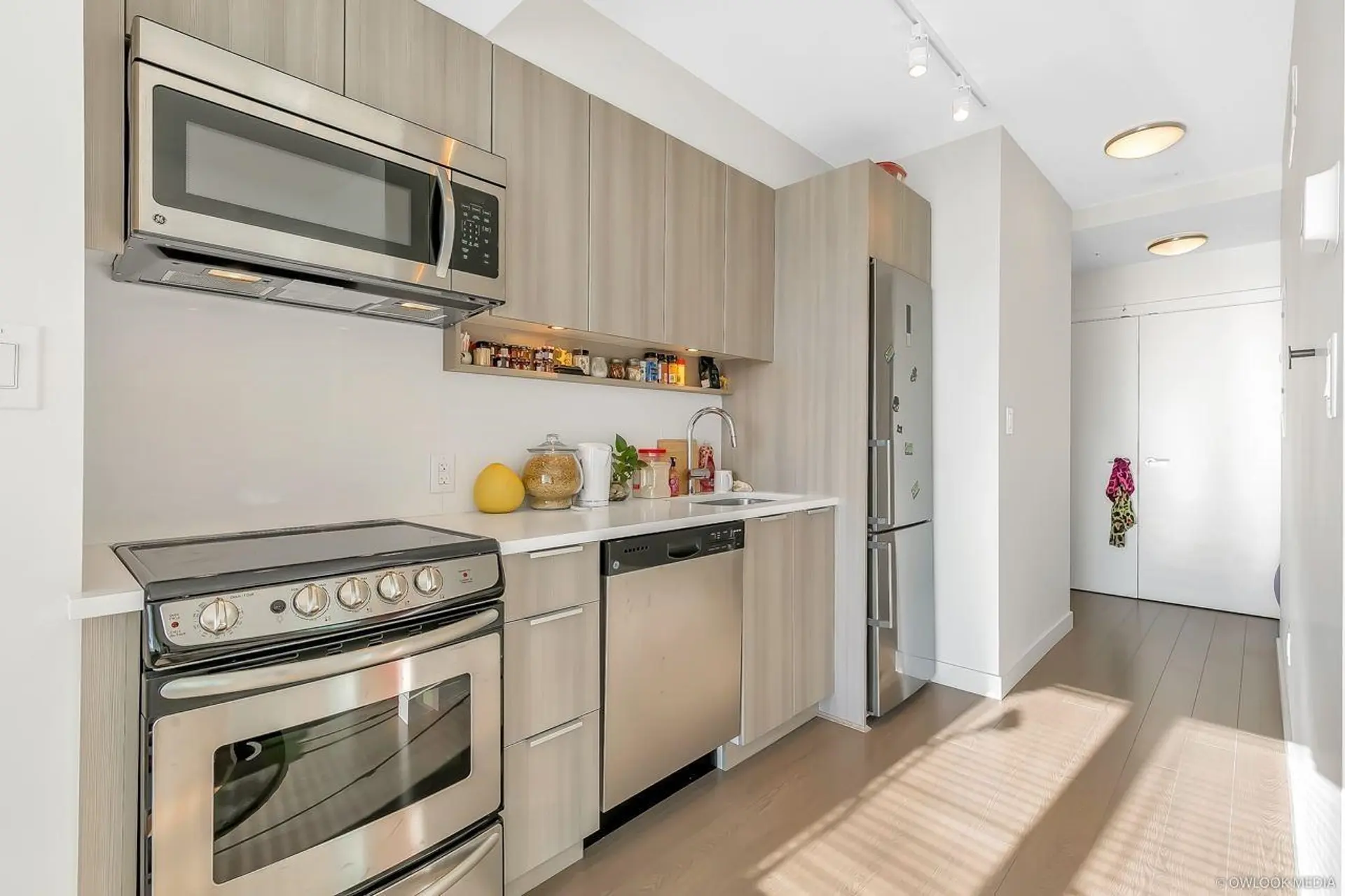 #407 13308 Central Avenue - Image 2
