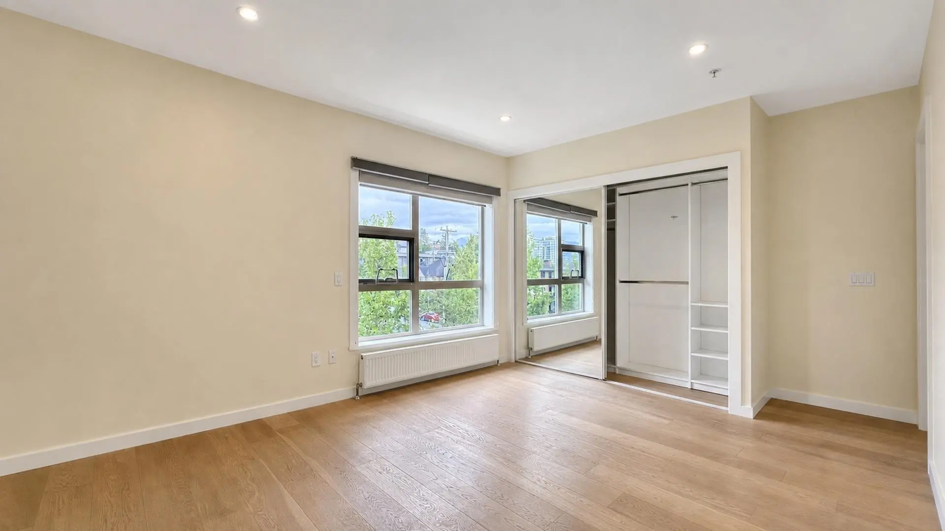 #PH2 1033 St. Georges Avenue - Image 7