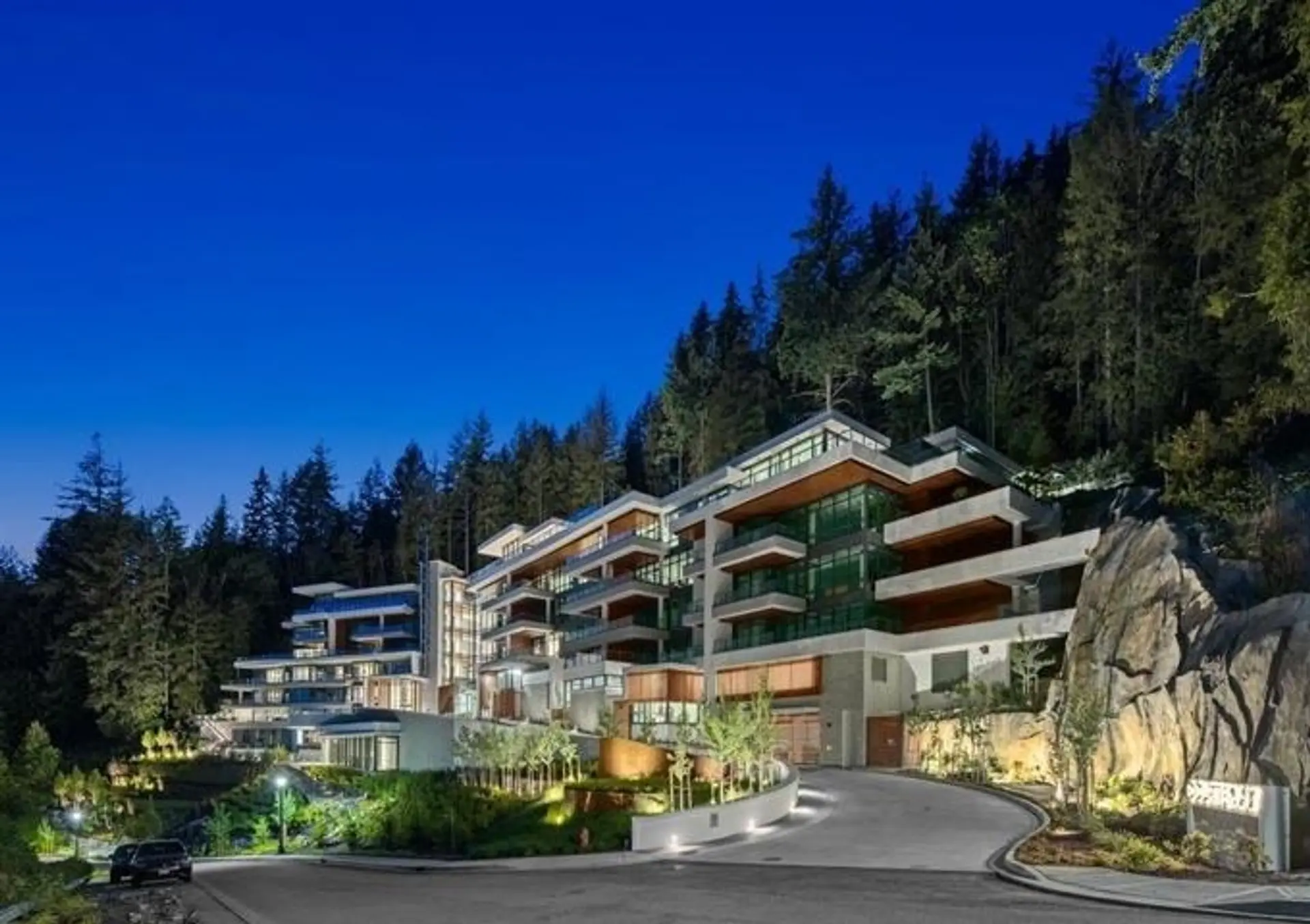 #402 3101 Burfield Place - Image 7