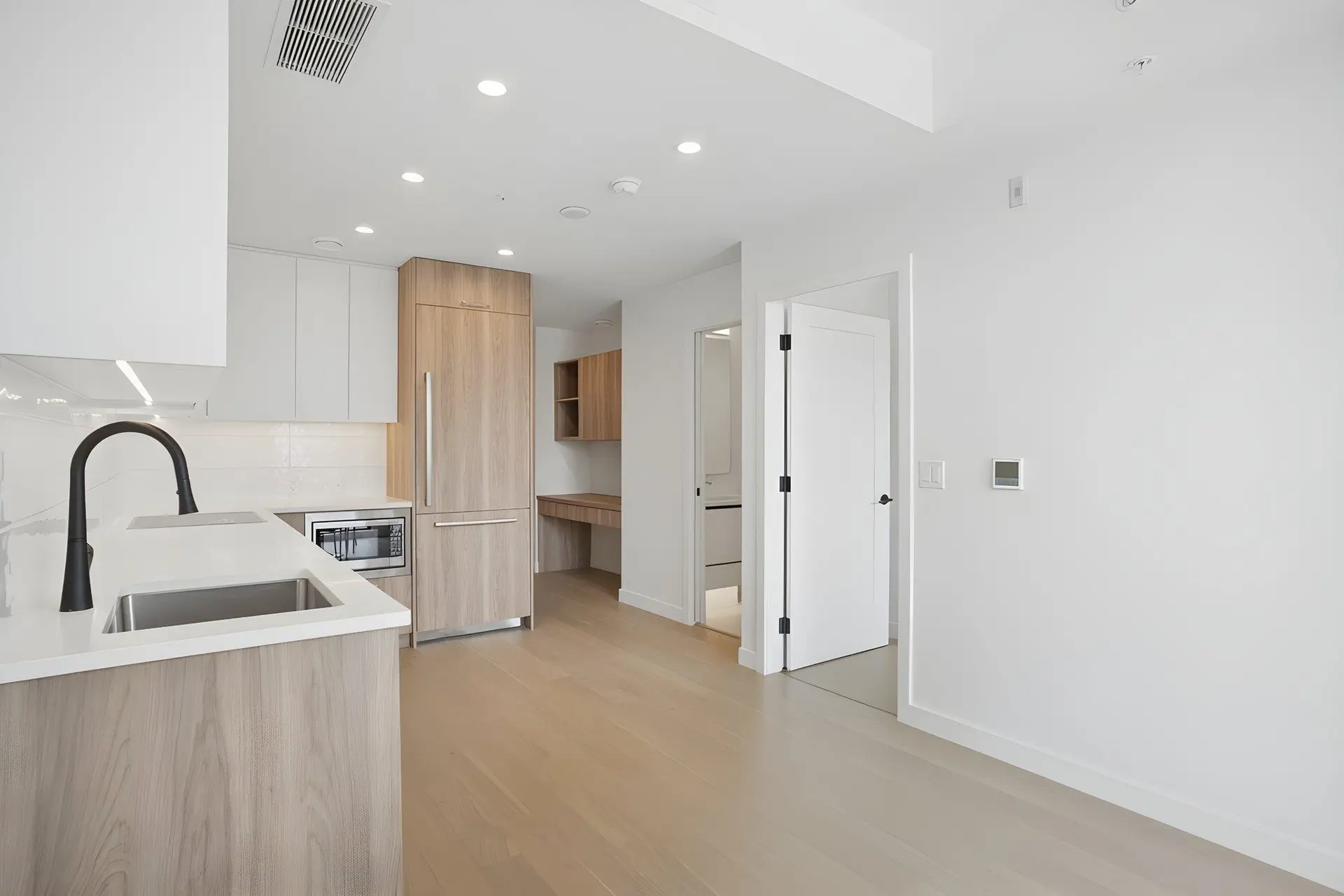 #202 8398 Oak Street - Image 8