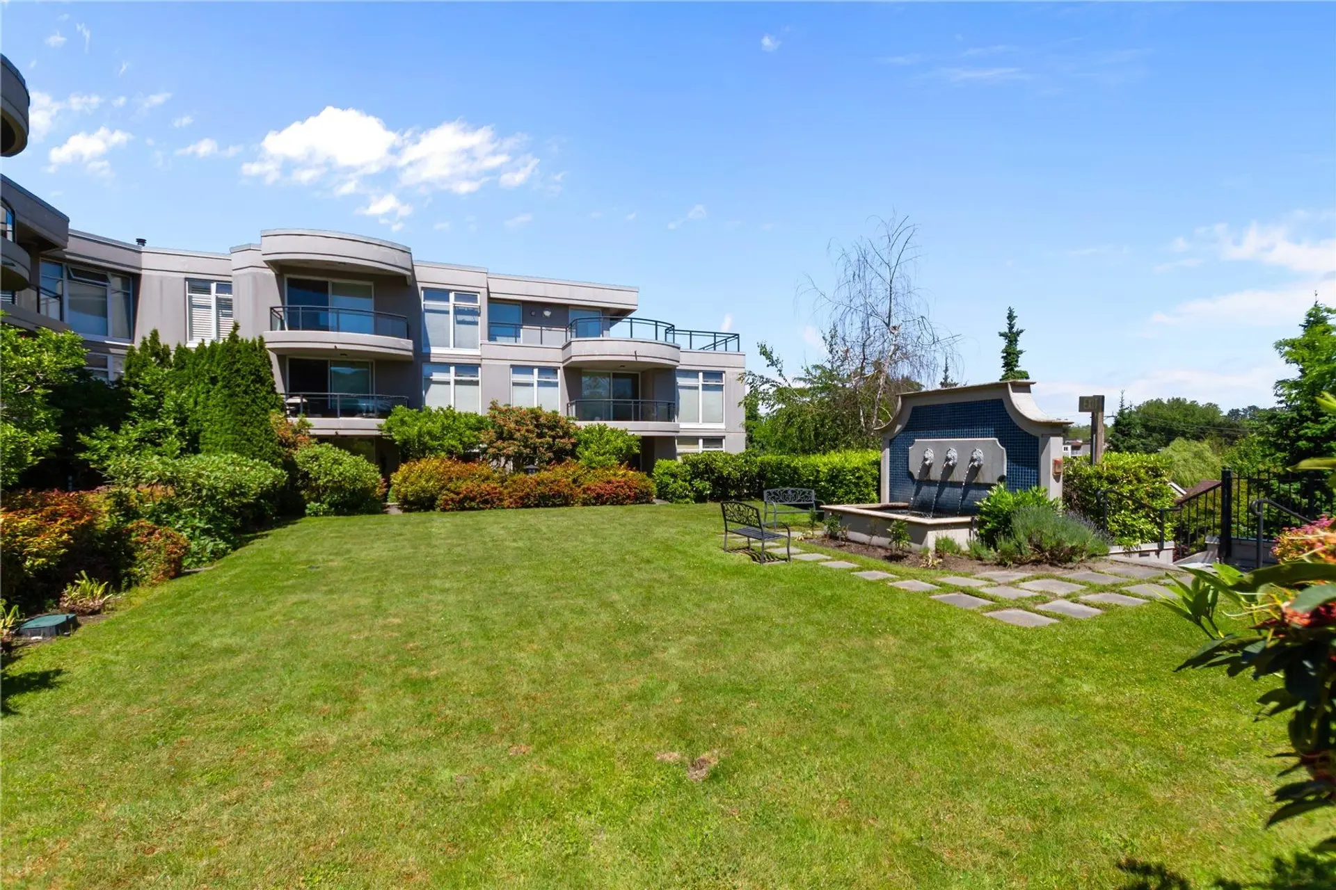 #226 8480 Granville Avenue - Image 6