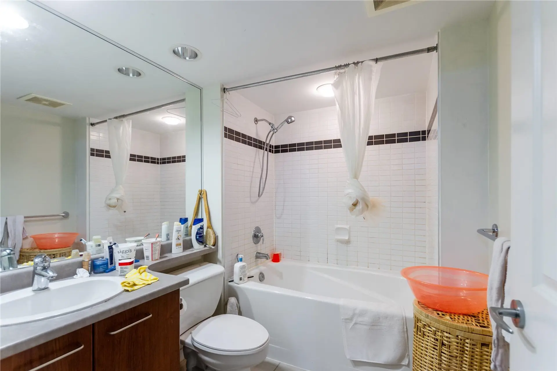 #226 8480 Granville Avenue - Image 16