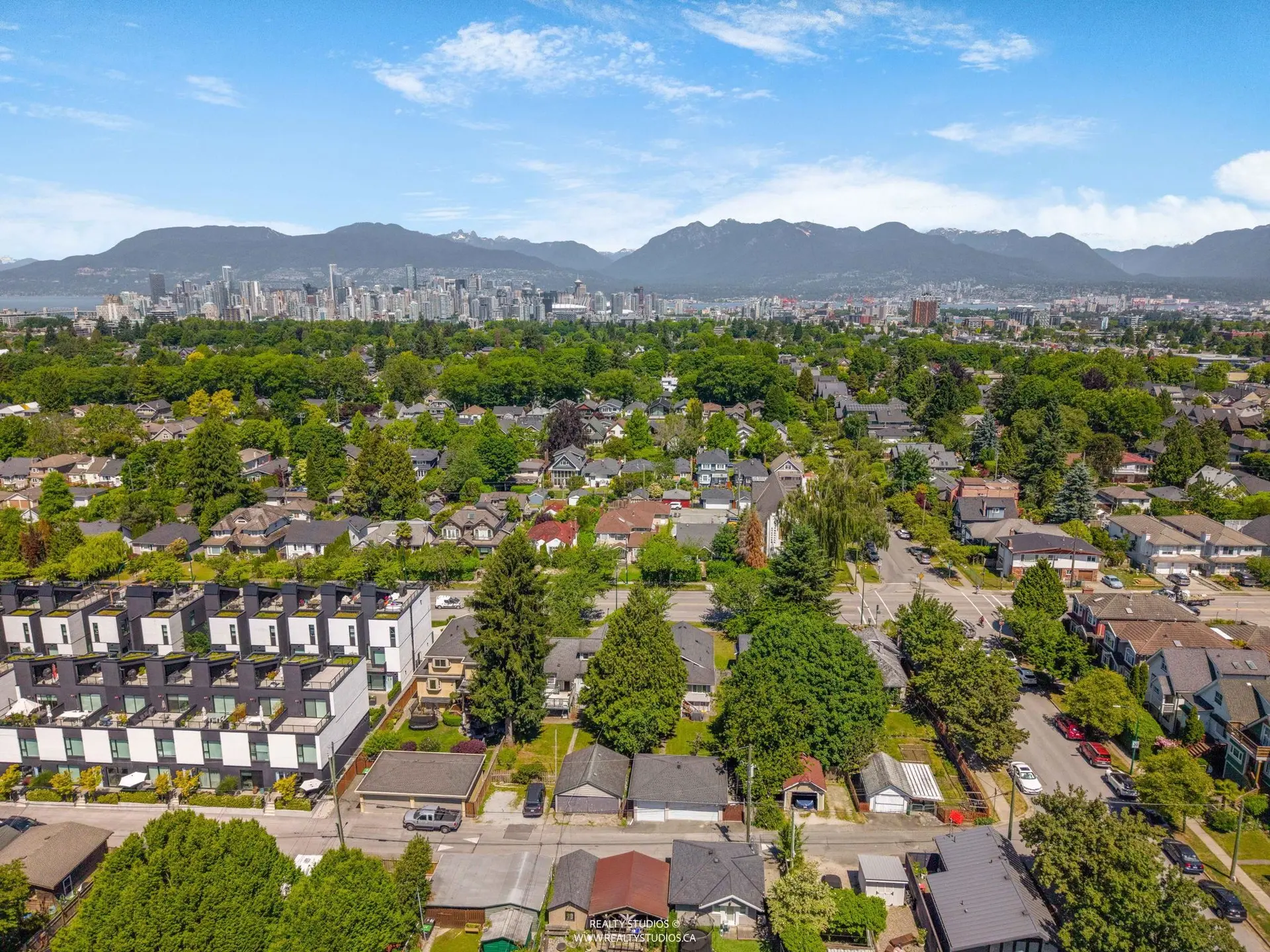 20 W King Edward Avenue - Image 10