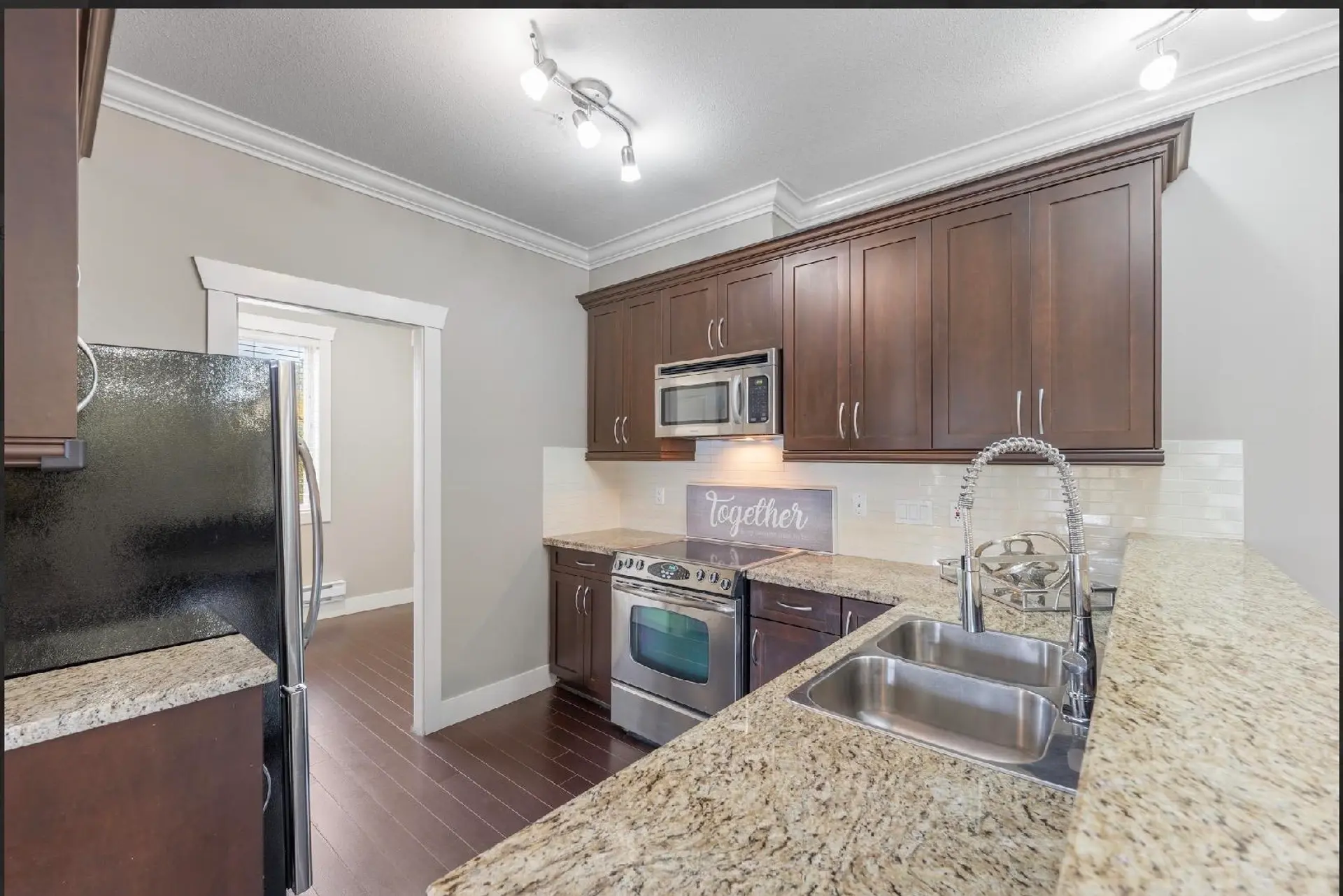 #210 15368 17a Avenue - Image 11