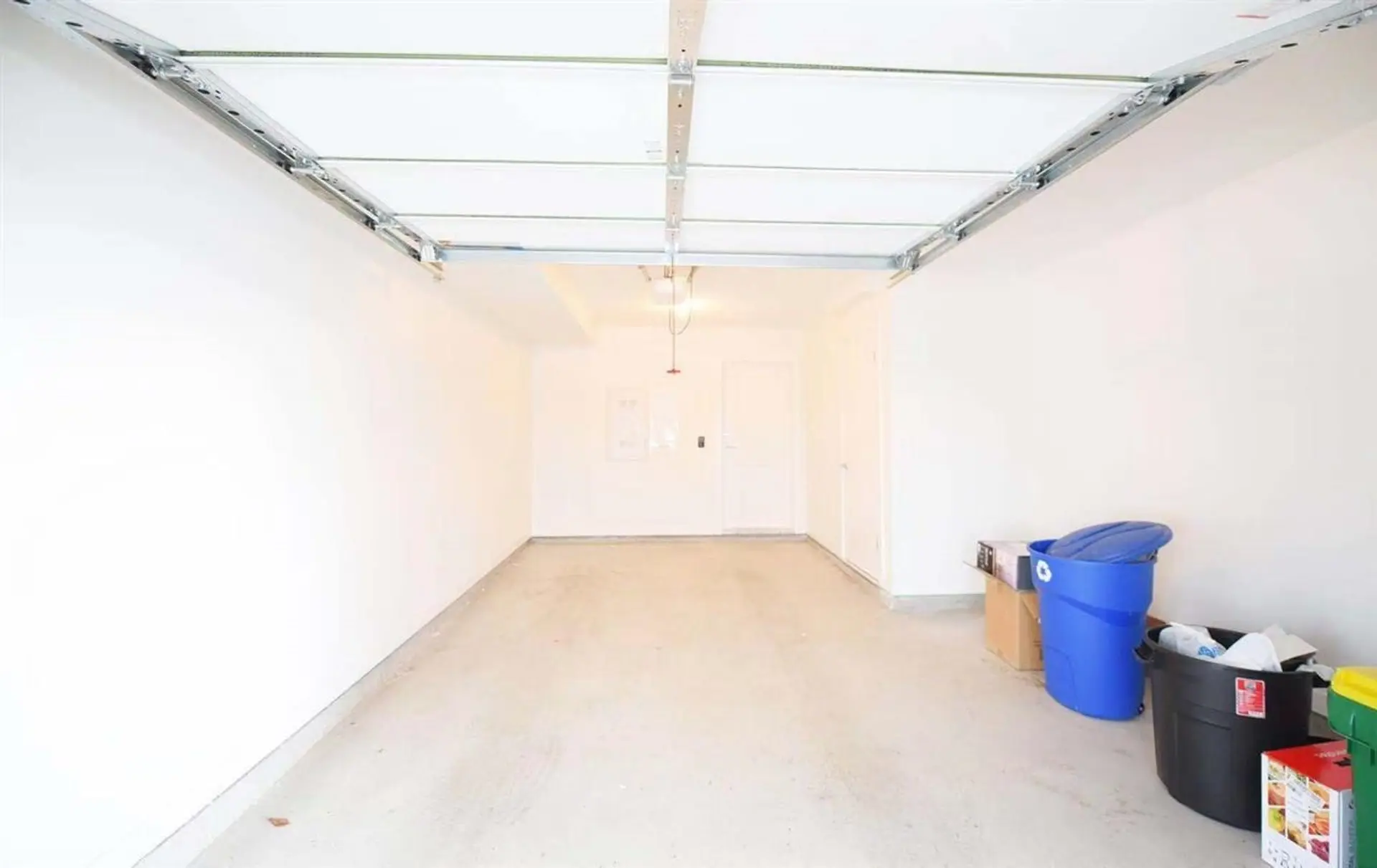 #14 15938 27 Avenue - Image 10