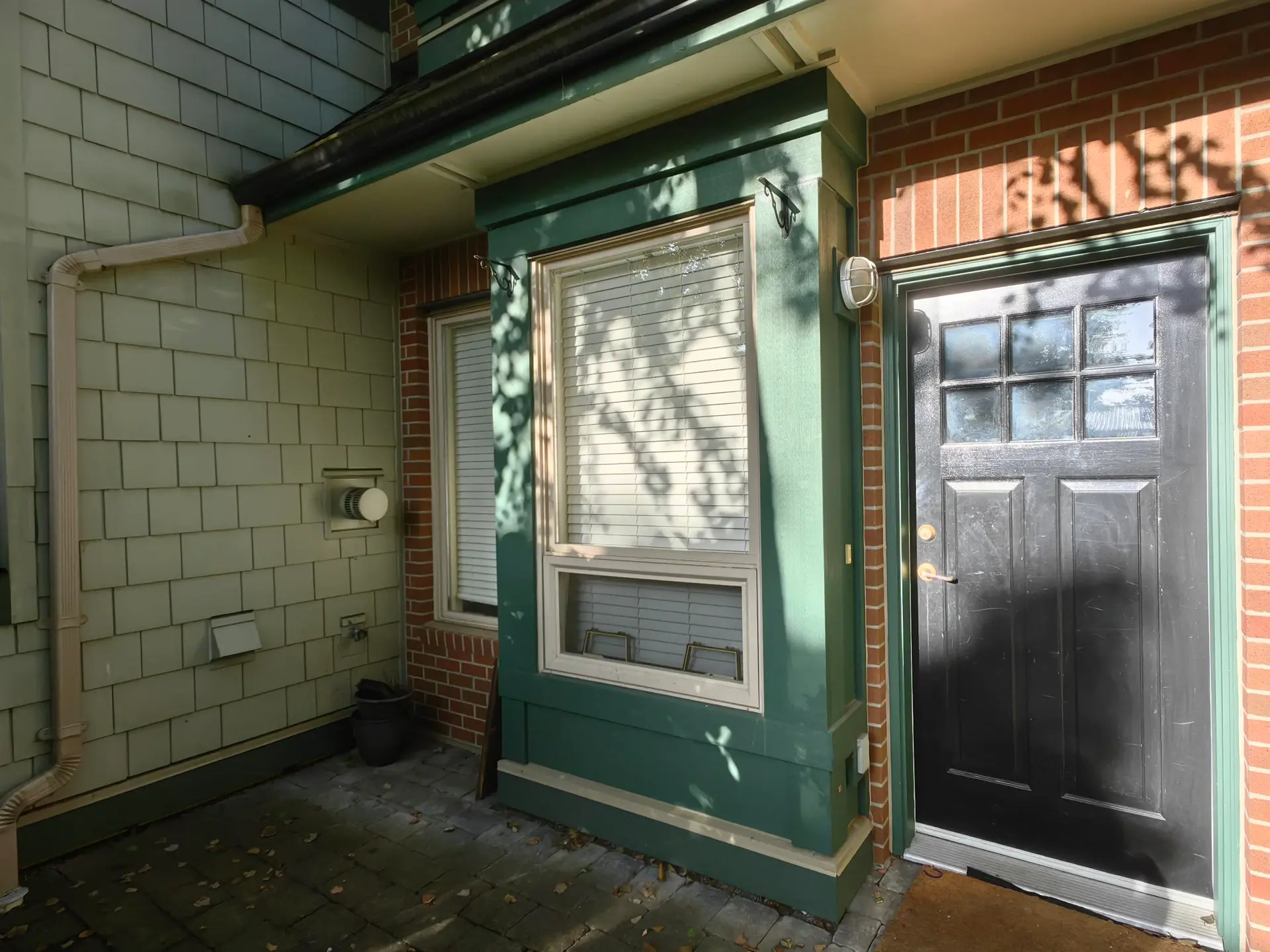 2547 East Mall - Image 6