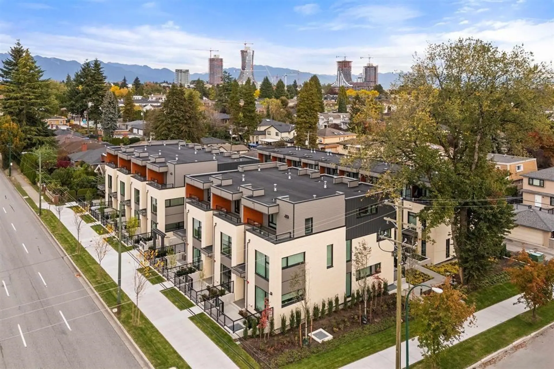 #3 6768 Oak Street - Image 7