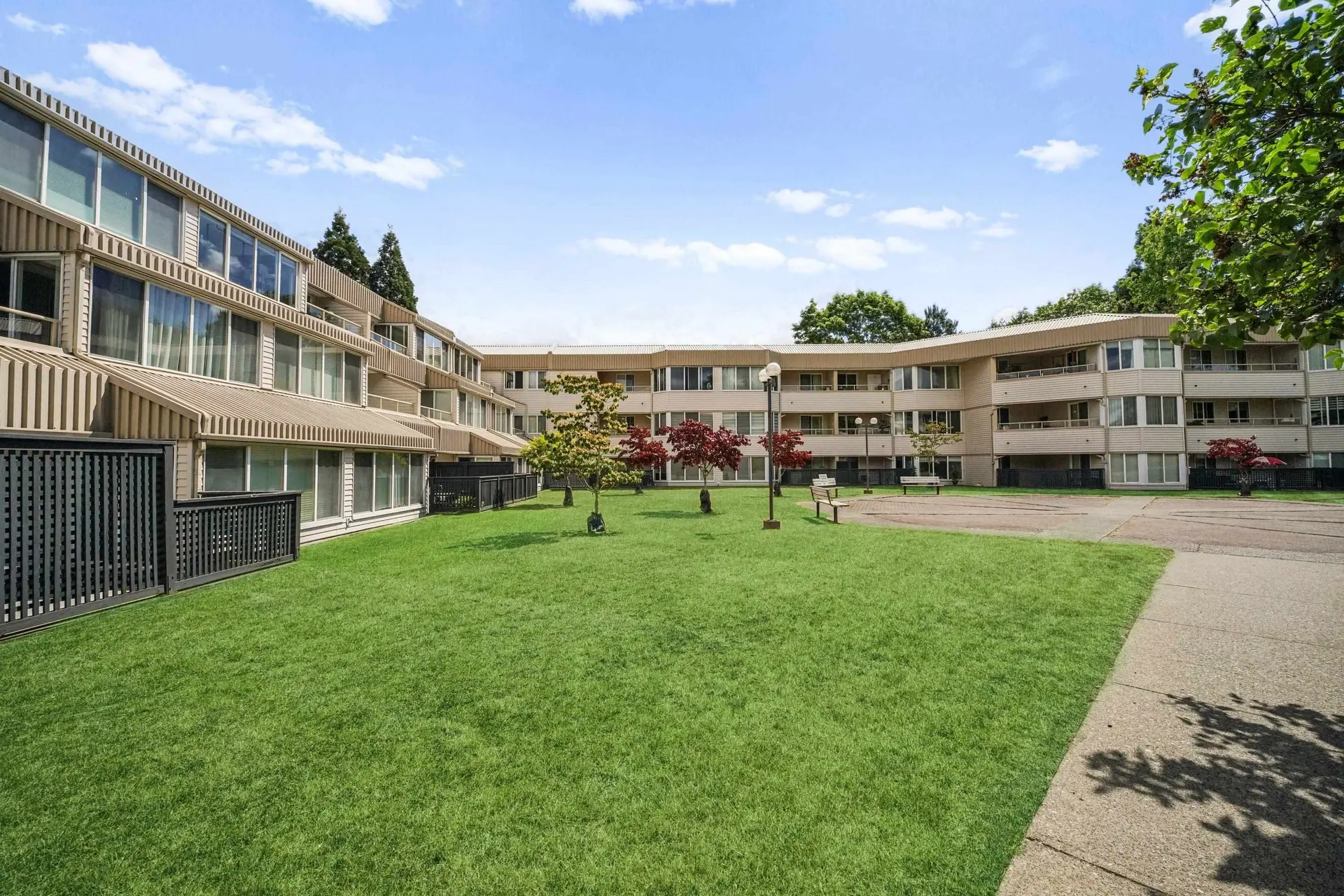 #310 9635 121 Street - Image 16
