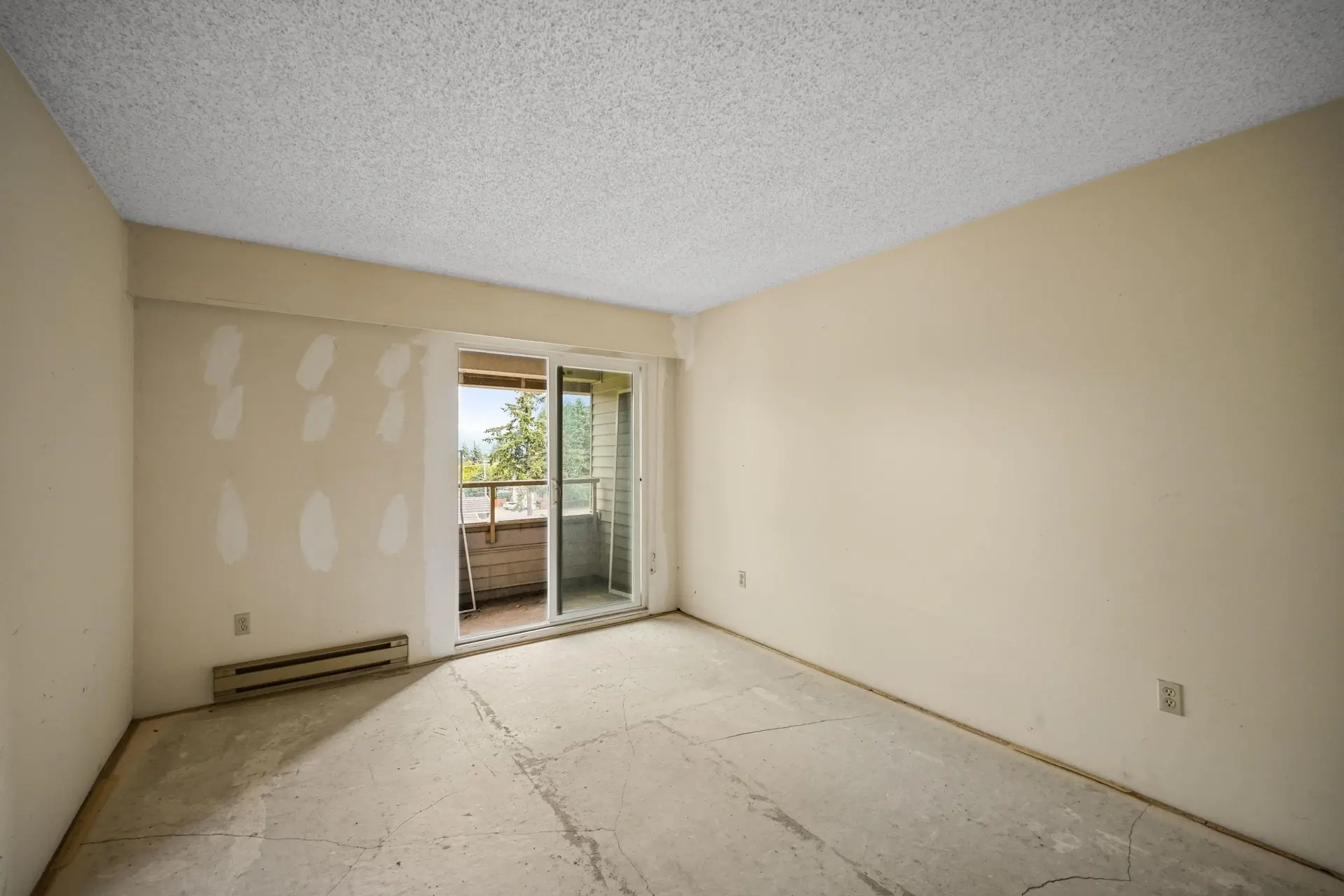 #310 9635 121 Street - Image 10
