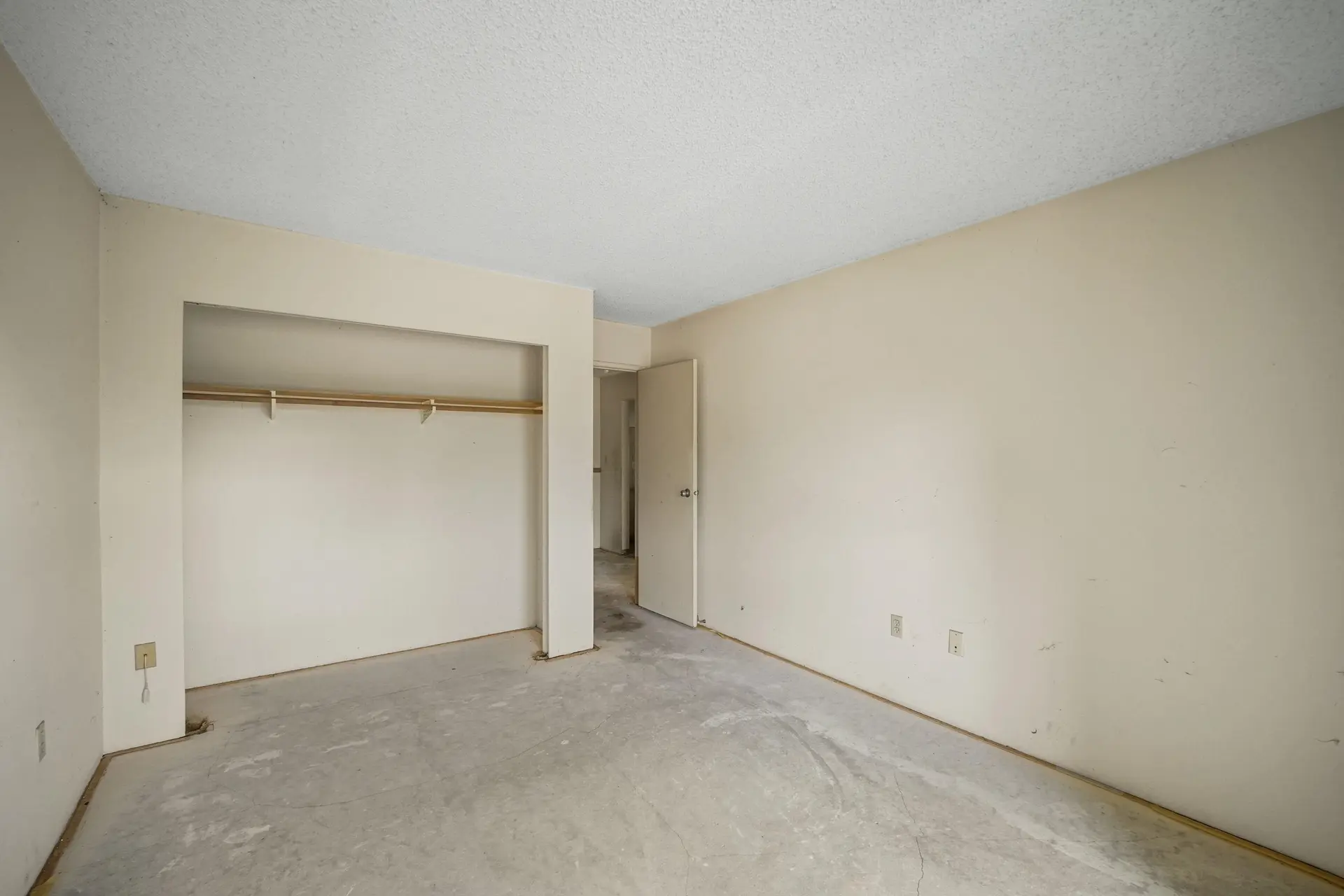 #310 9635 121 Street - Image 11