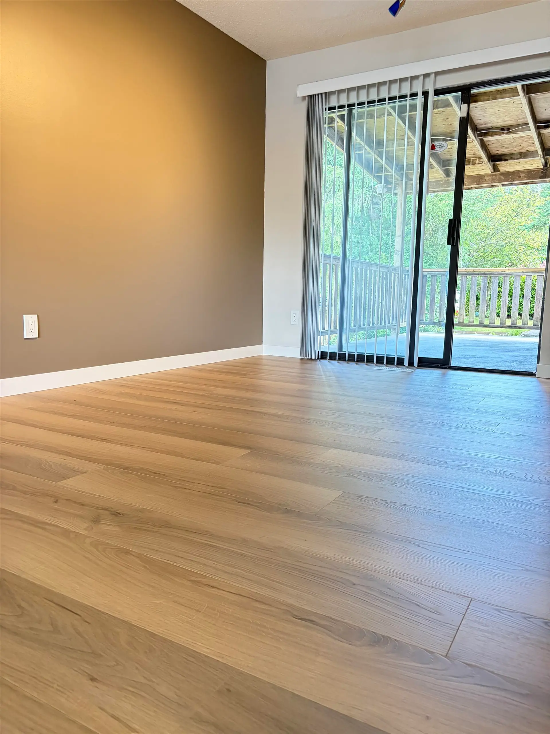 7900 Fulmar Street - Image 8