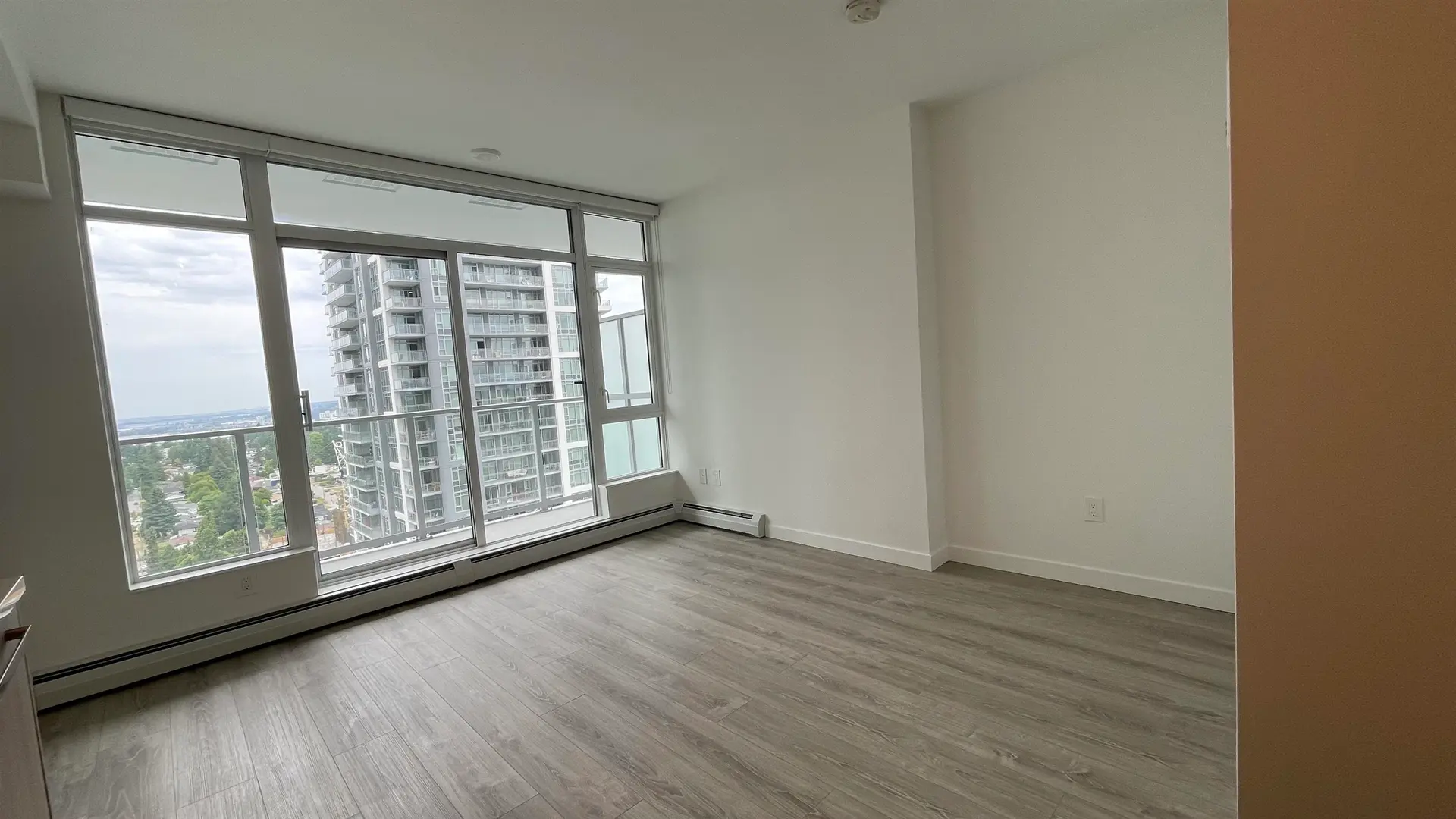 #2312 13350 Central Avenue - Image 4
