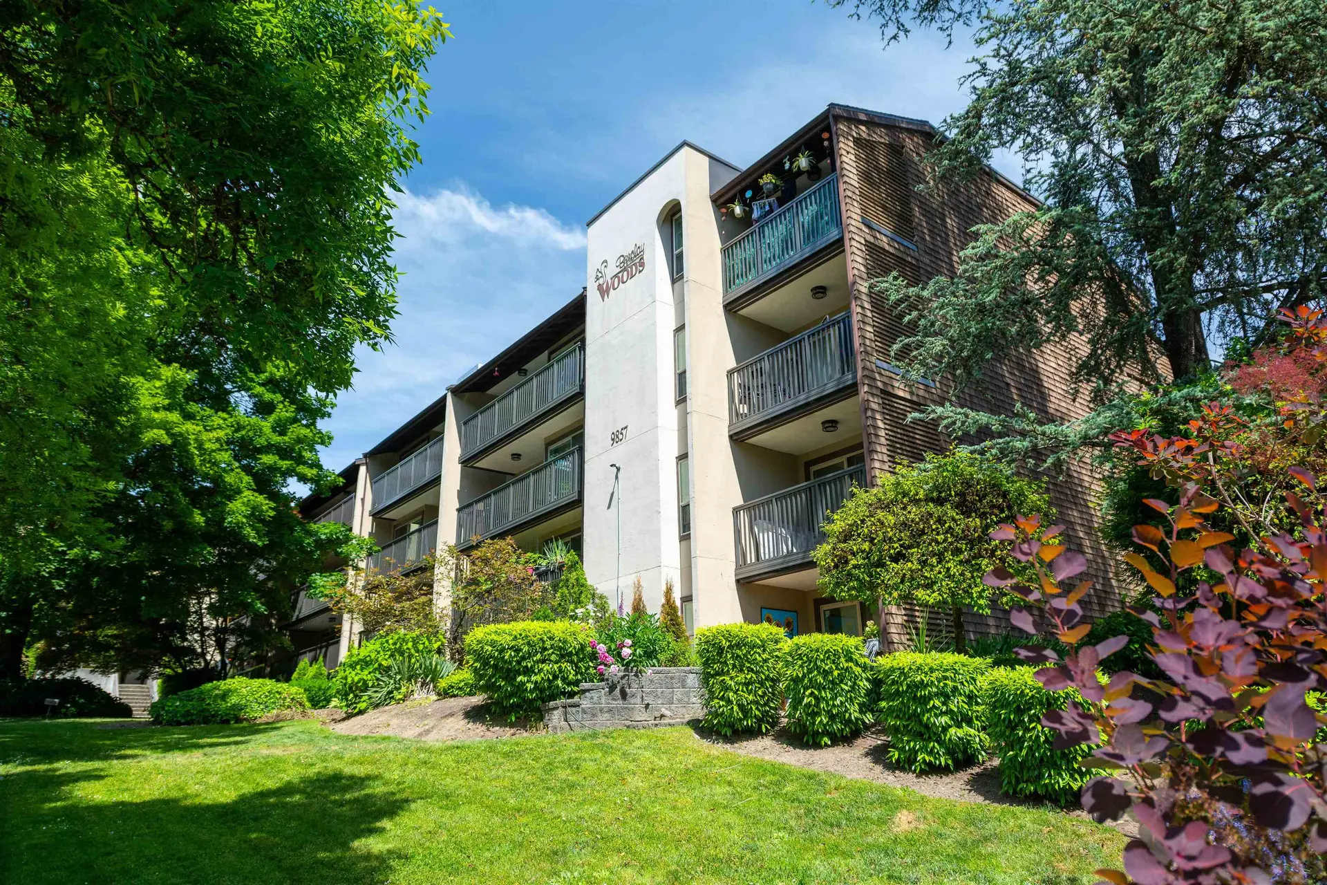 #307 9857 Manchester Drive - Image 3