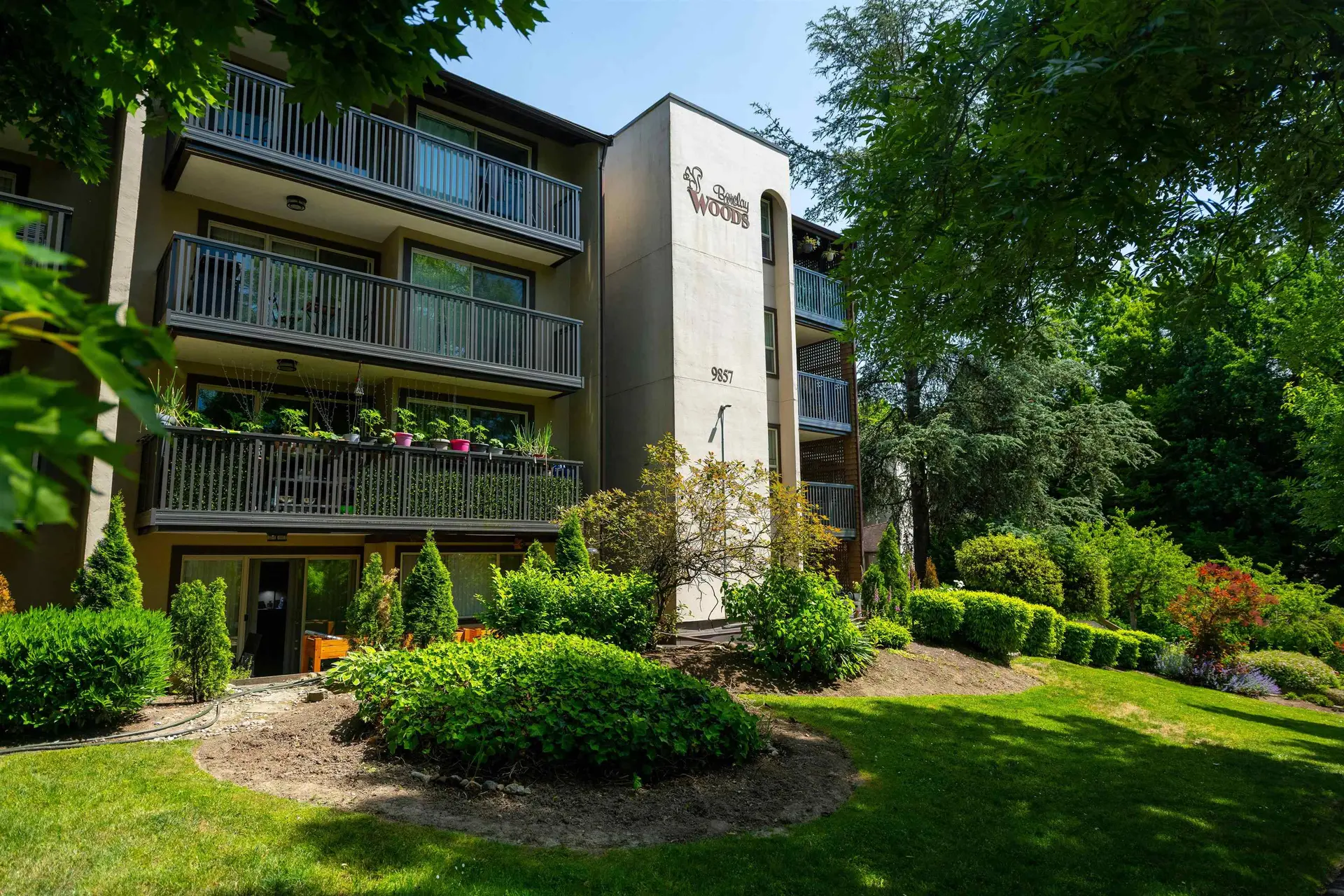 #307 9857 Manchester Drive - Image 1