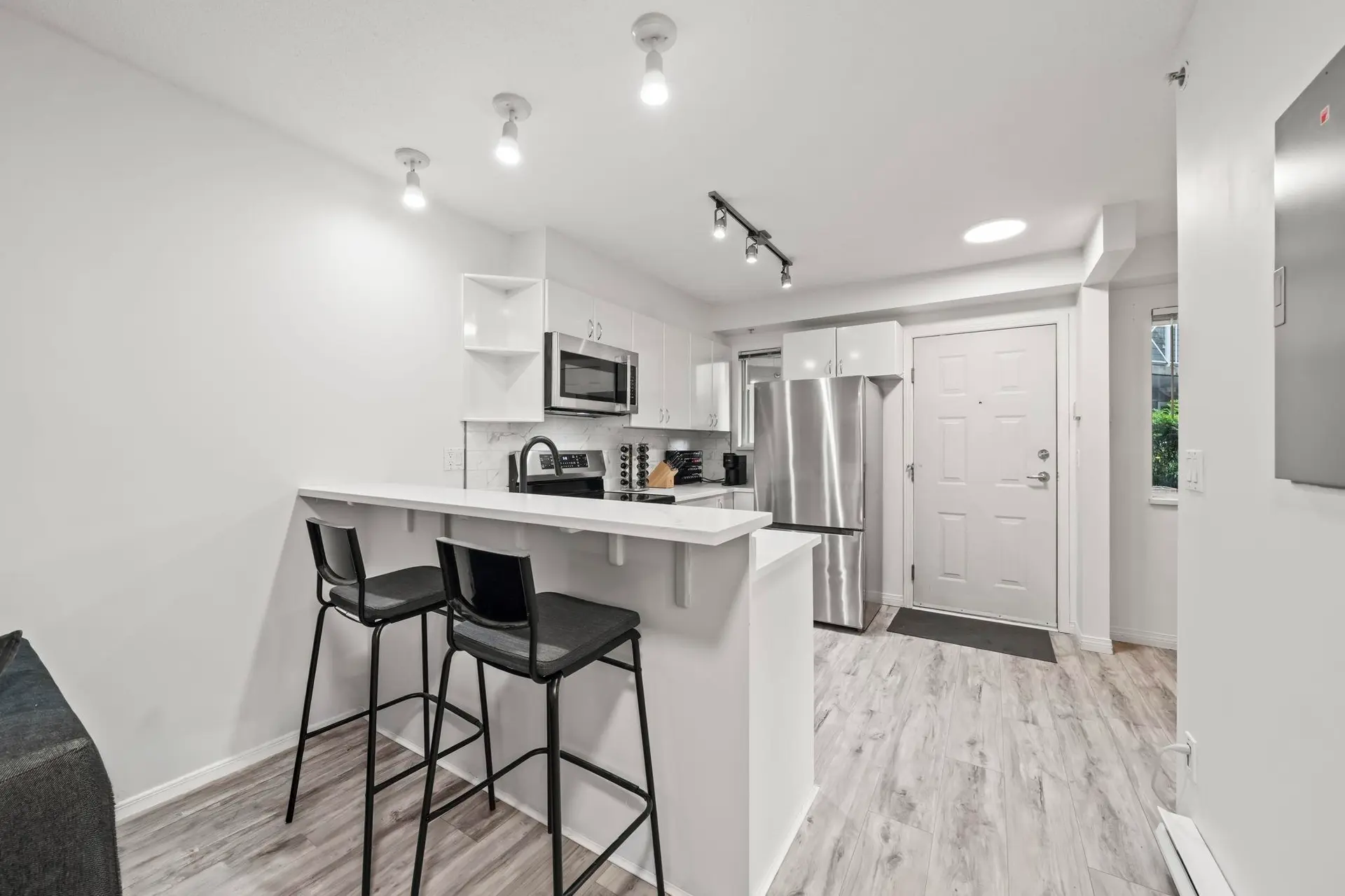 #316 528 Rochester Avenue - Image 3