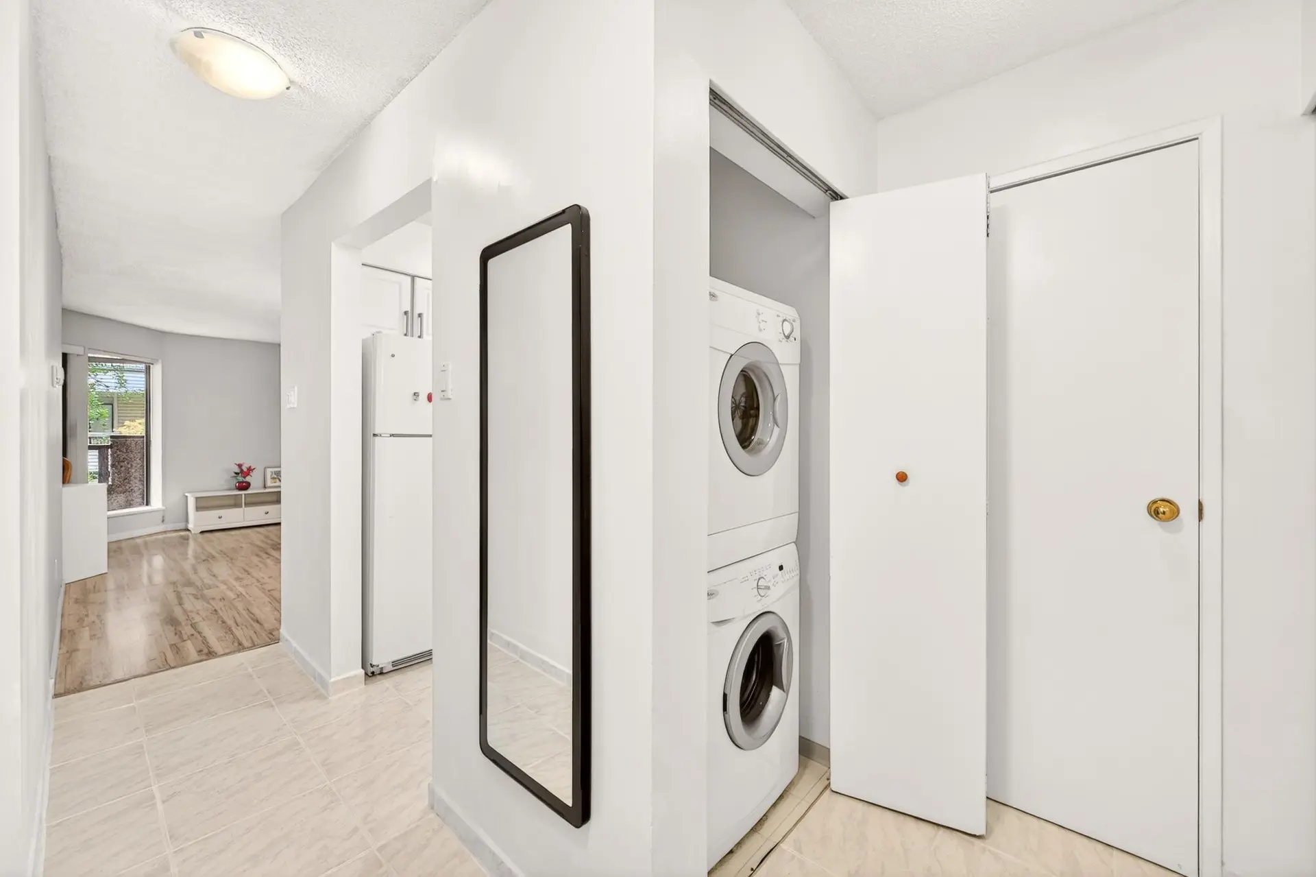 #102 8460 Ackroyd Road - Image 12