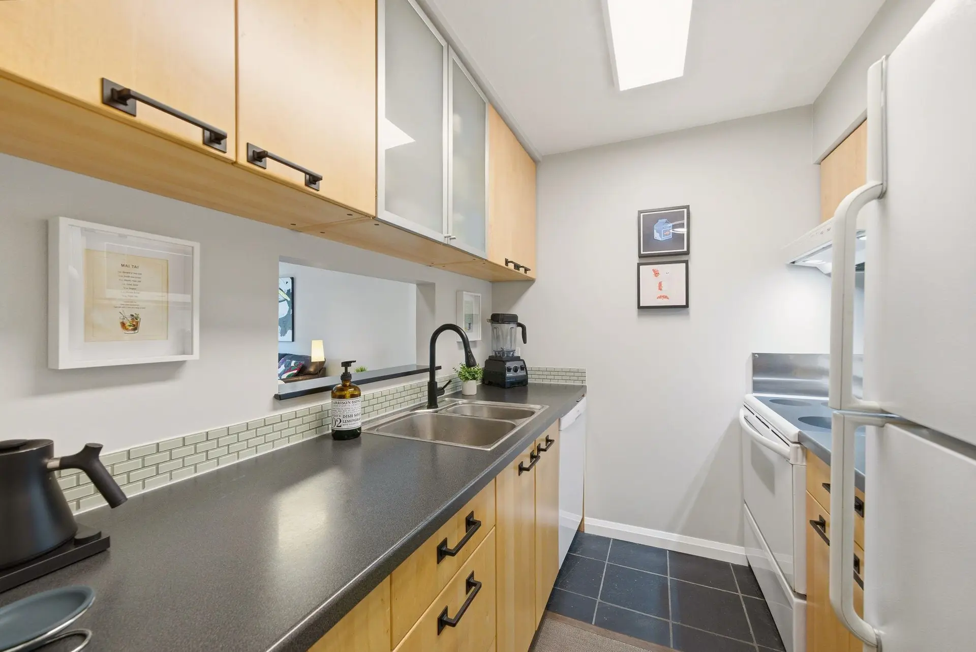 #218 2222 Prince Edward Street - Image 9