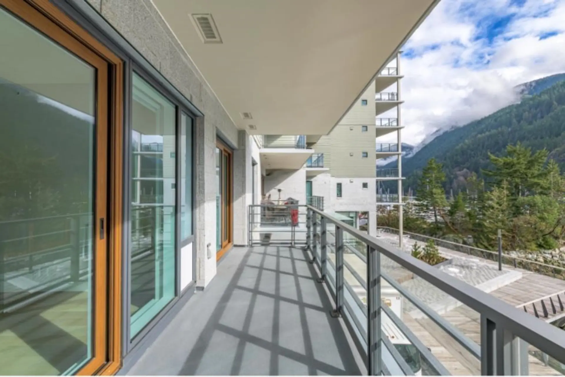 #205 6707 Nelson Avenue - Image 13