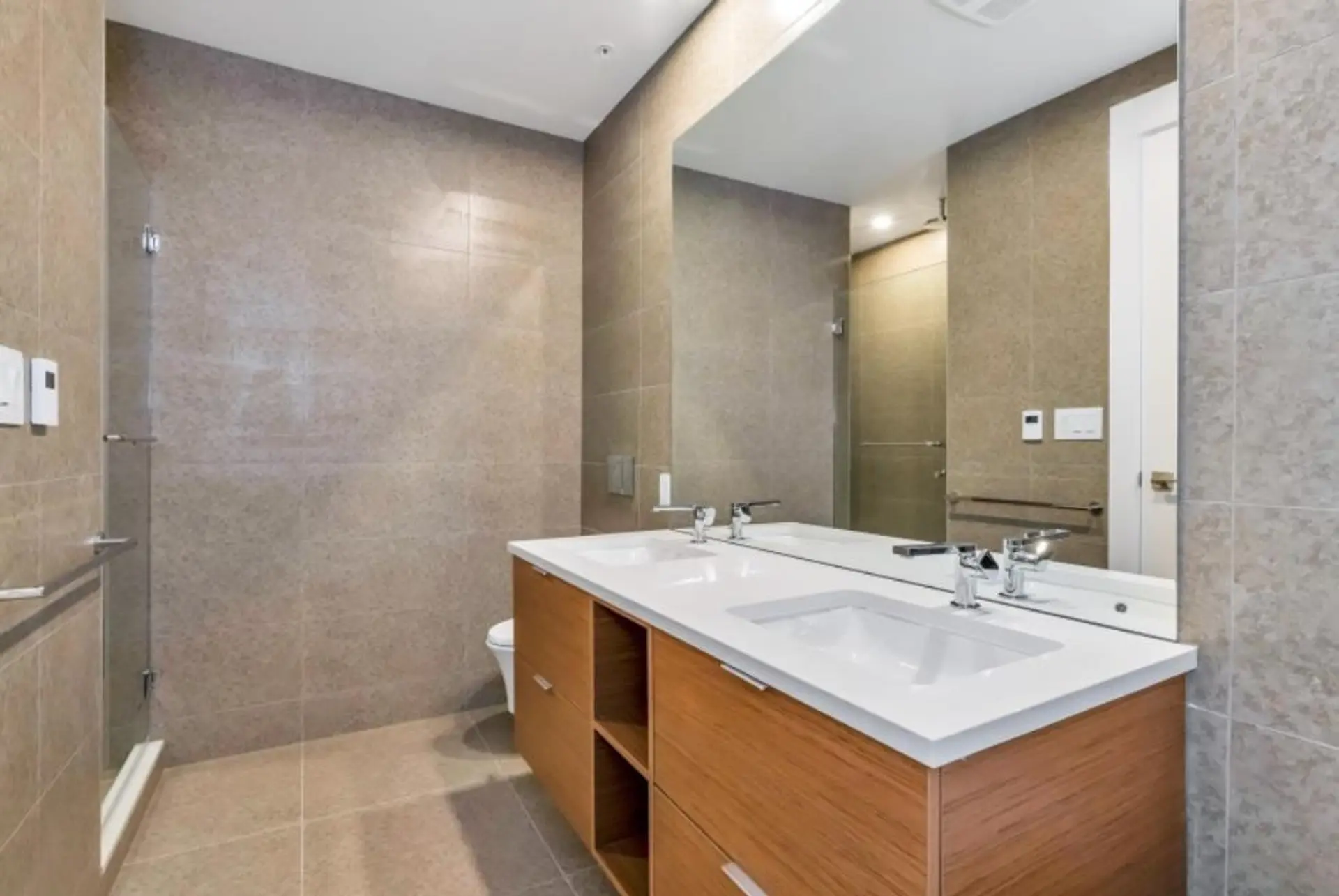 #205 6707 Nelson Avenue - Image 11