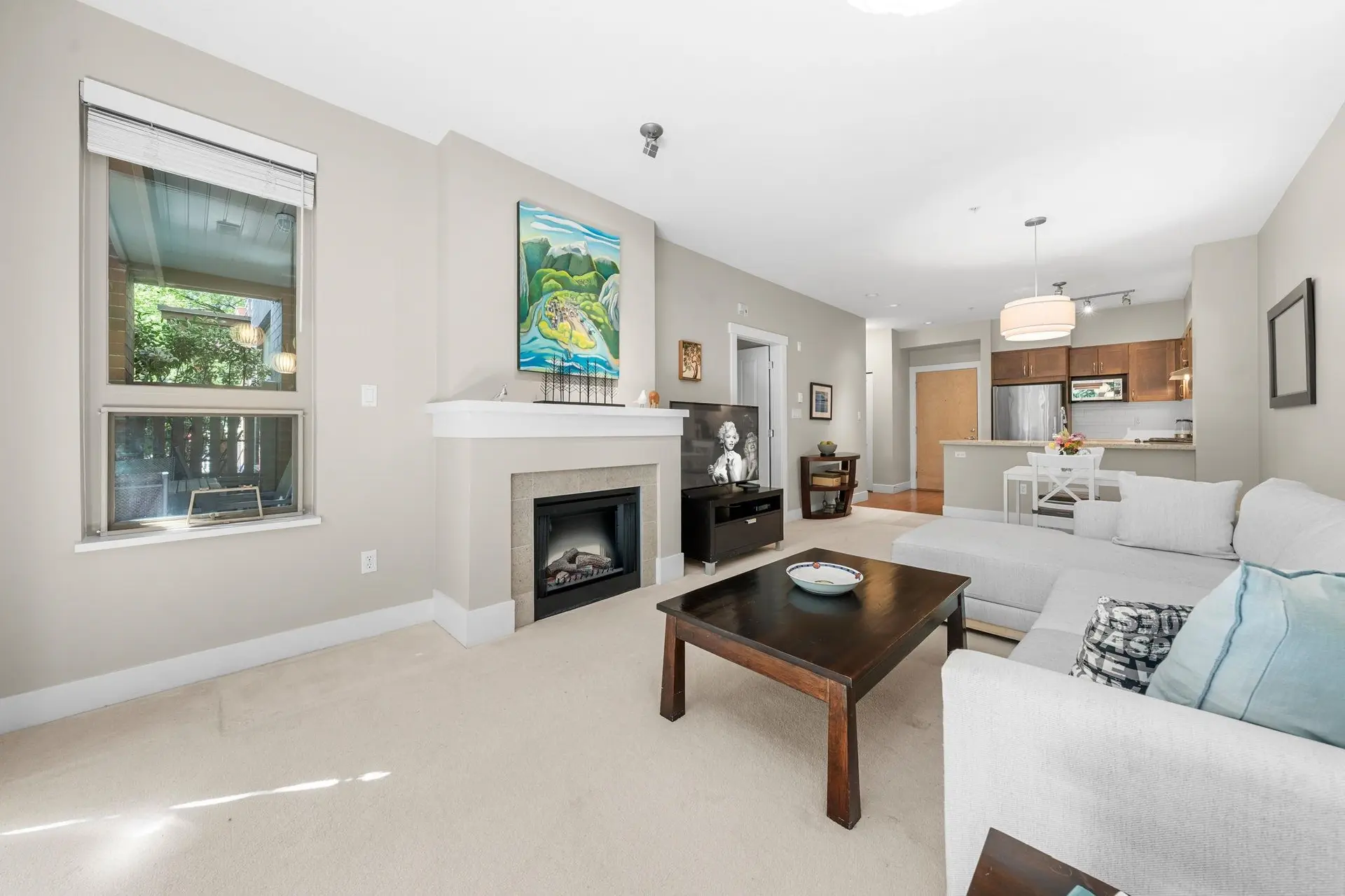 #101 2601 Whiteley Court - Image 3