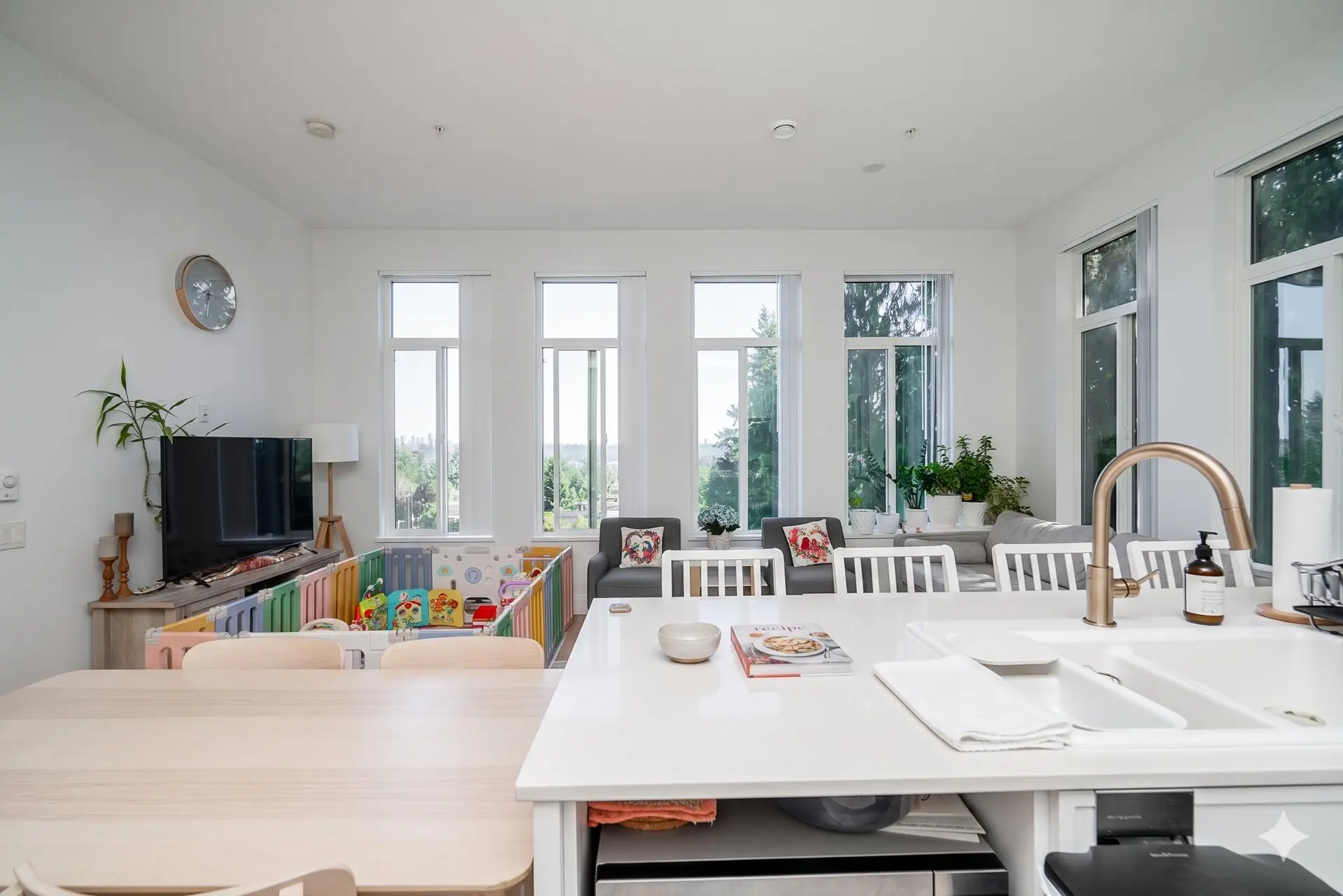 #310 708 Edgar Avenue - Image 4