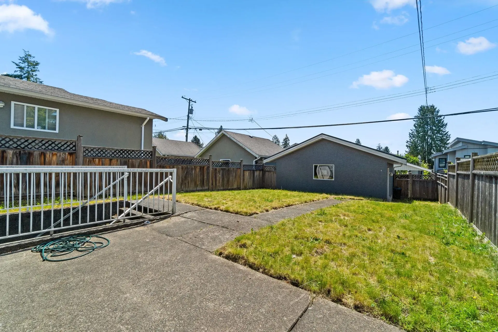229 E 20th Street - Image 5