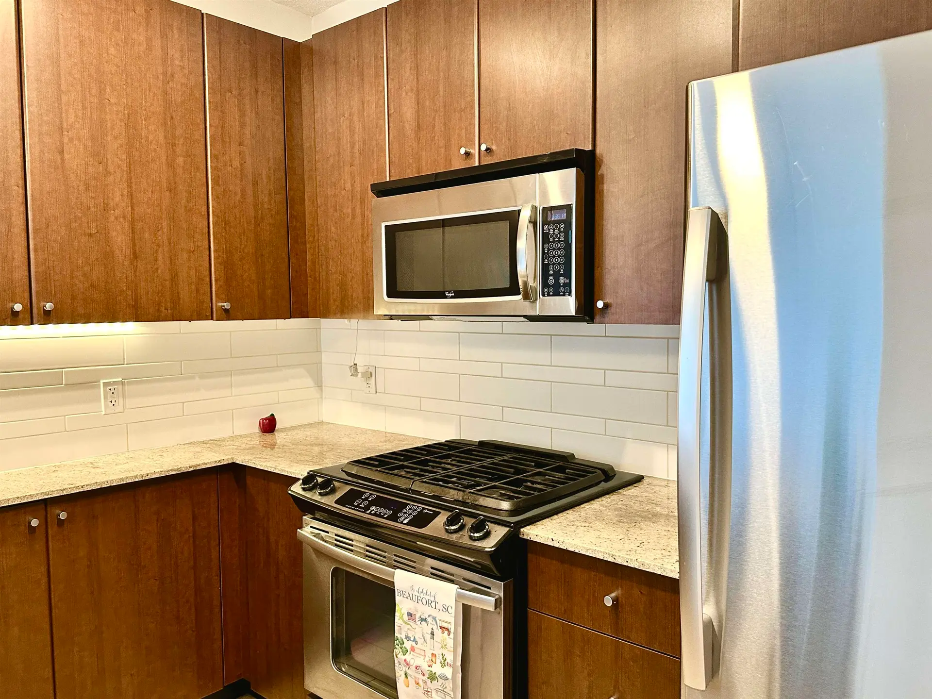 #1103 280 Ross Drive - Image 3