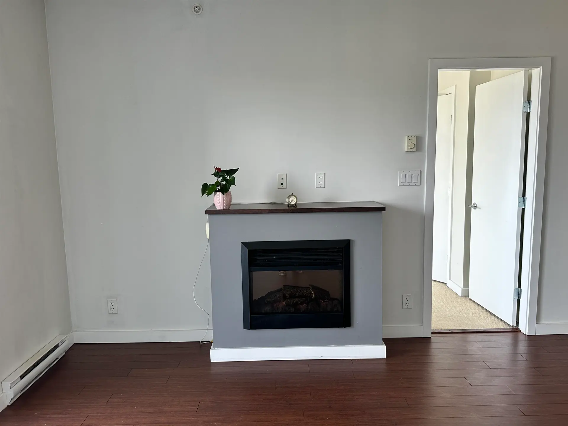 #1103 280 Ross Drive - Image 4