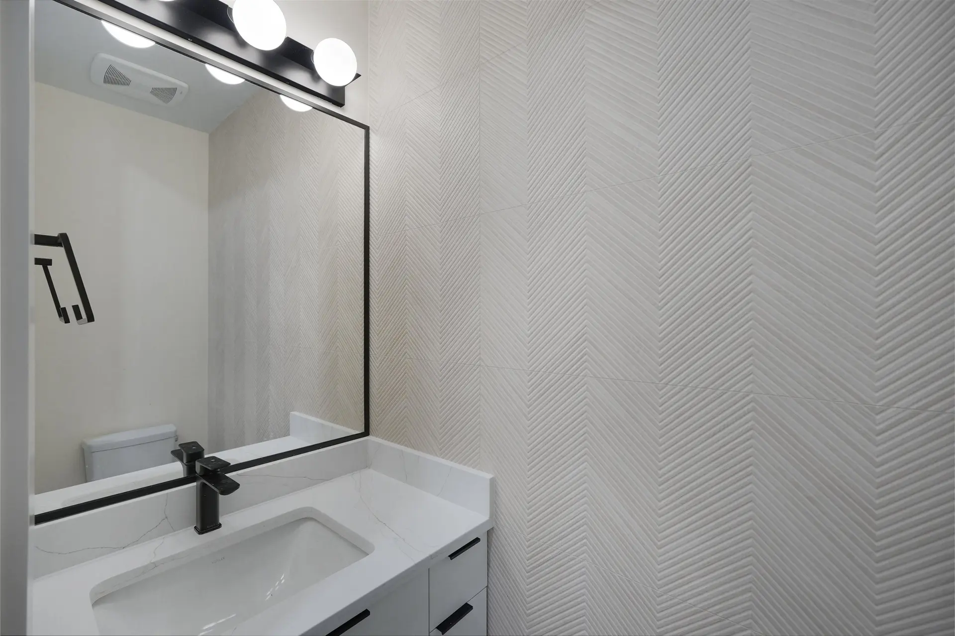 #103 901 Edgar Avenue - Image 6