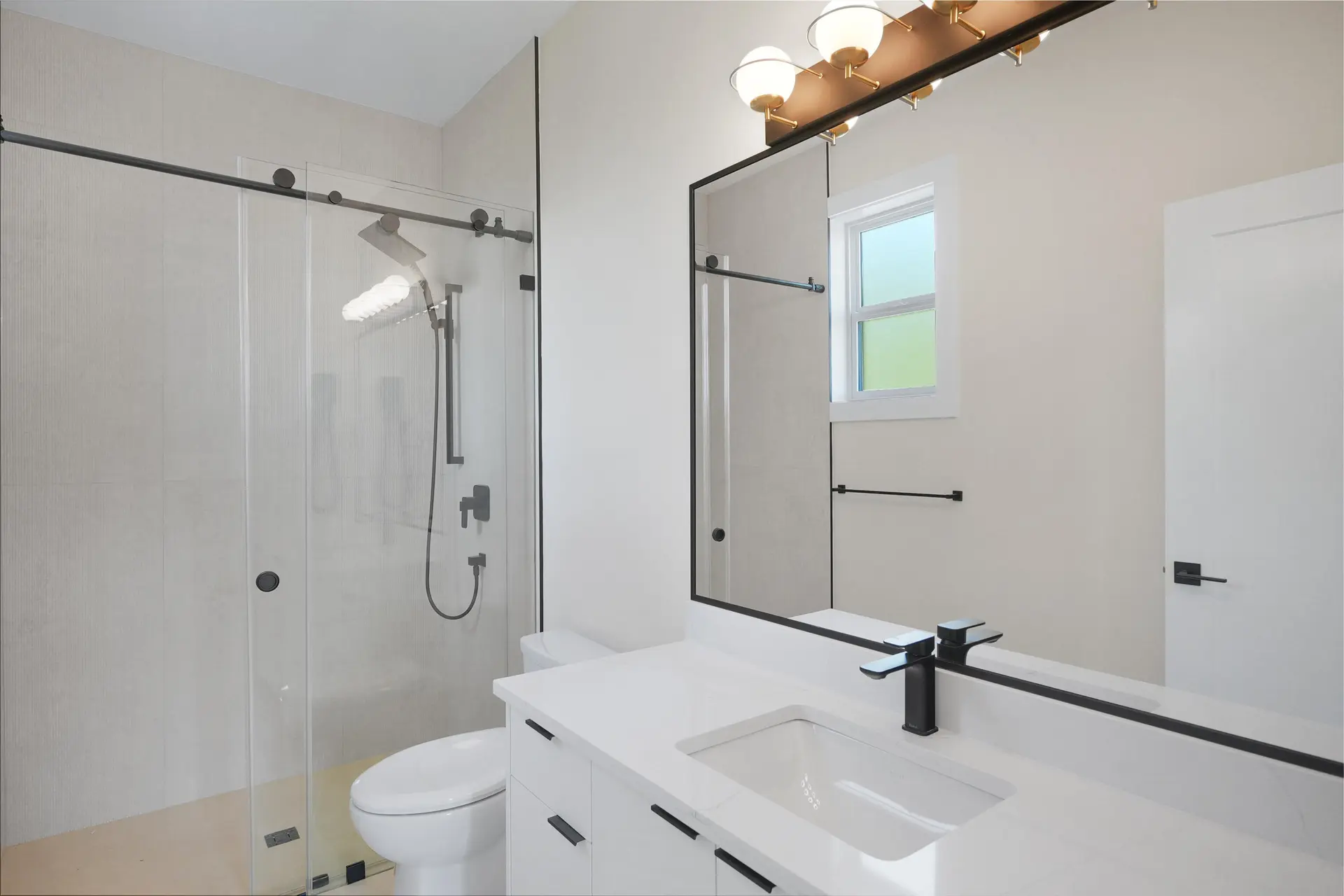 #103 901 Edgar Avenue - Image 9