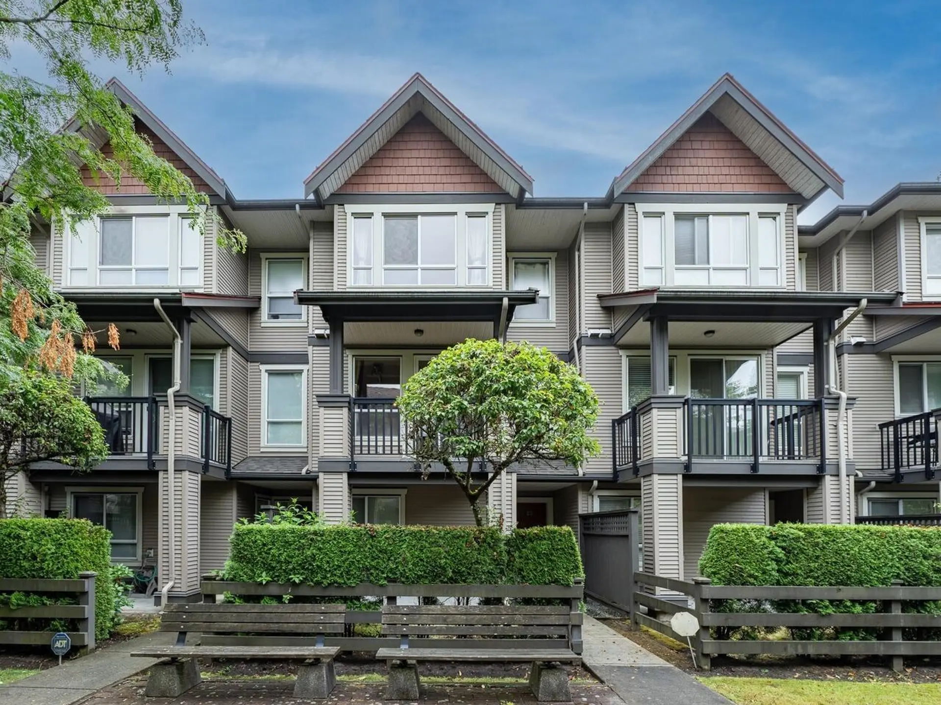 #22 22380 Sharpe Avenue - Image 2