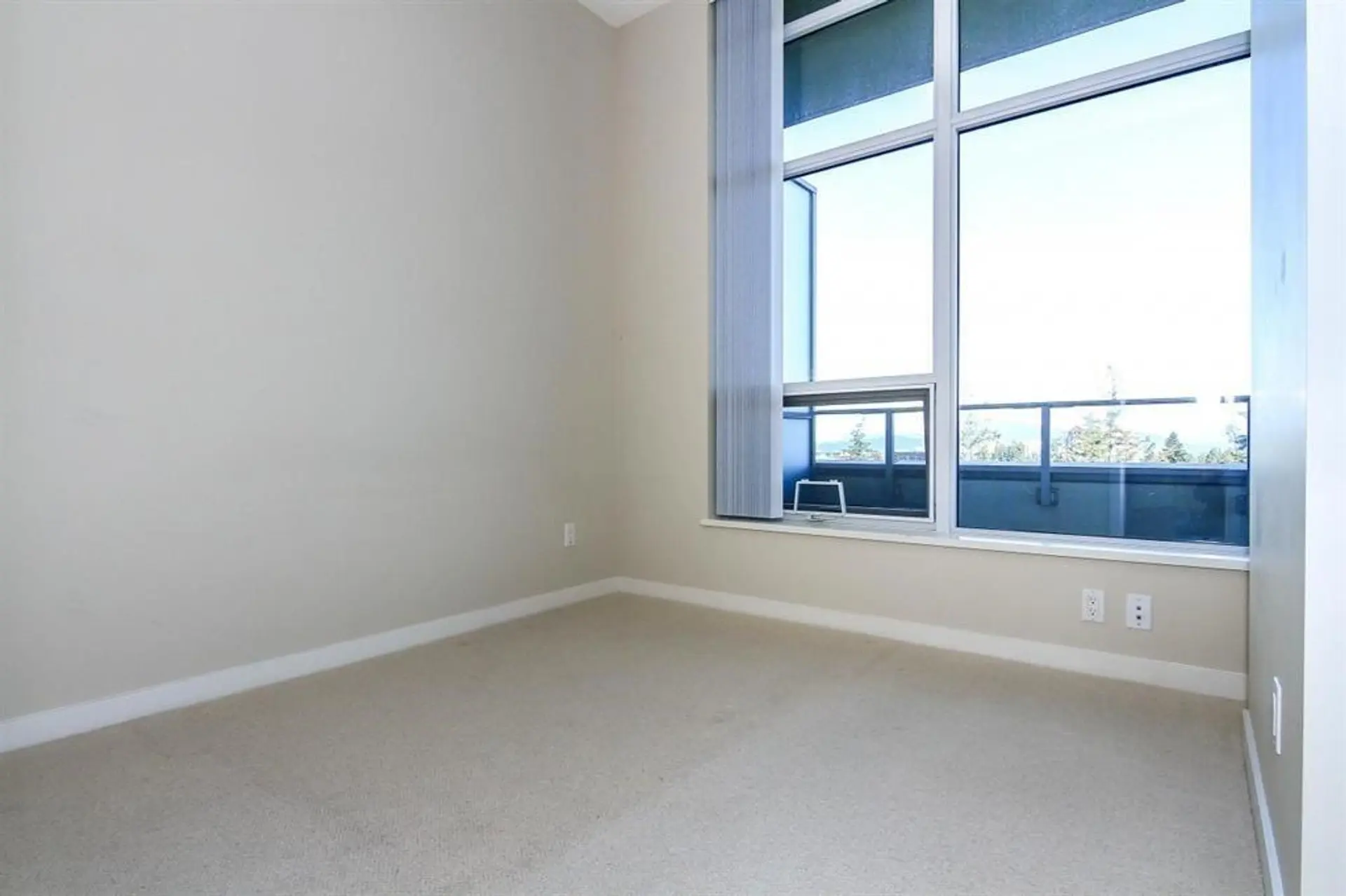 #PH7 5728 Berton Avenue - Image 8