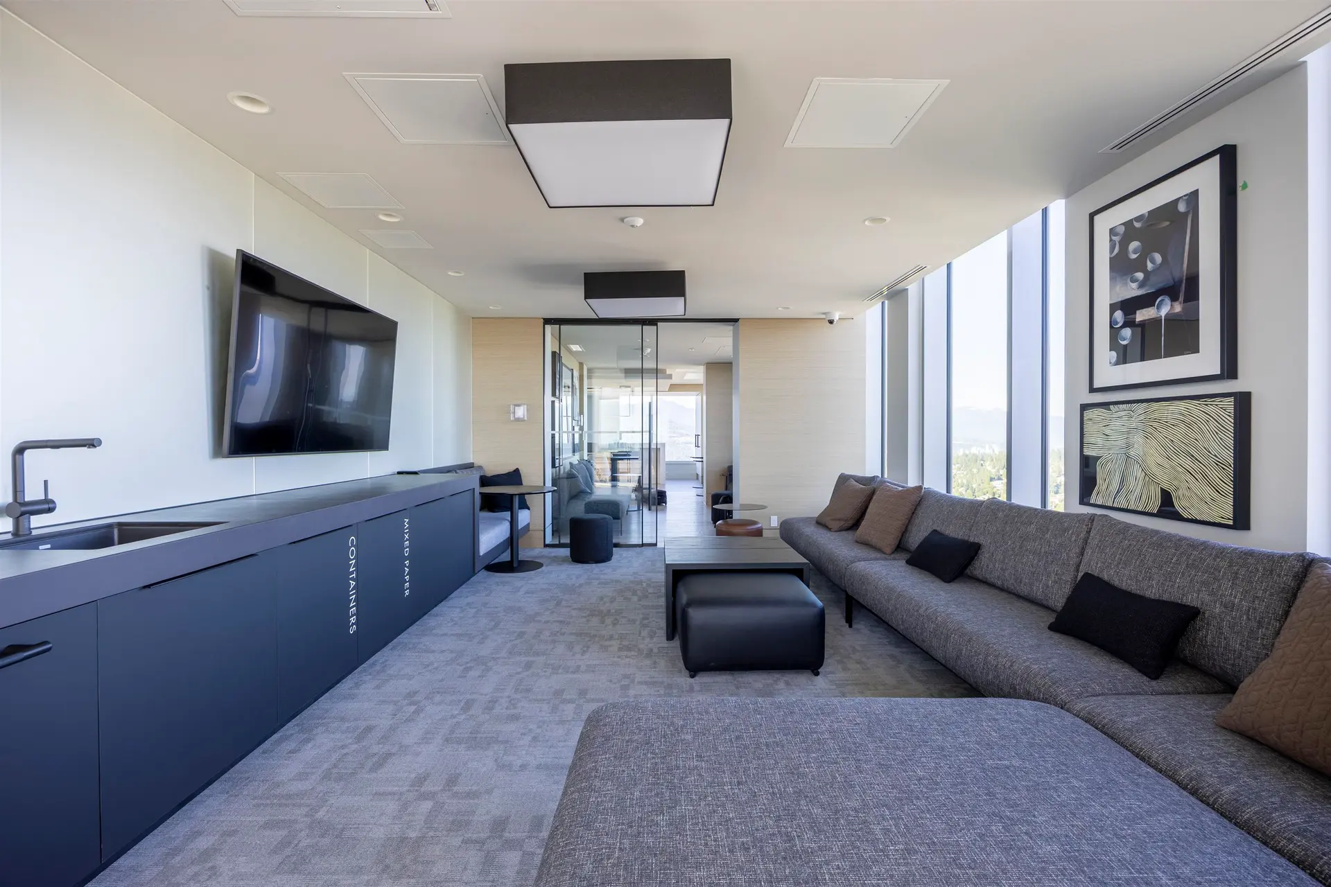 #2502 567 Emerson Street - Image 11