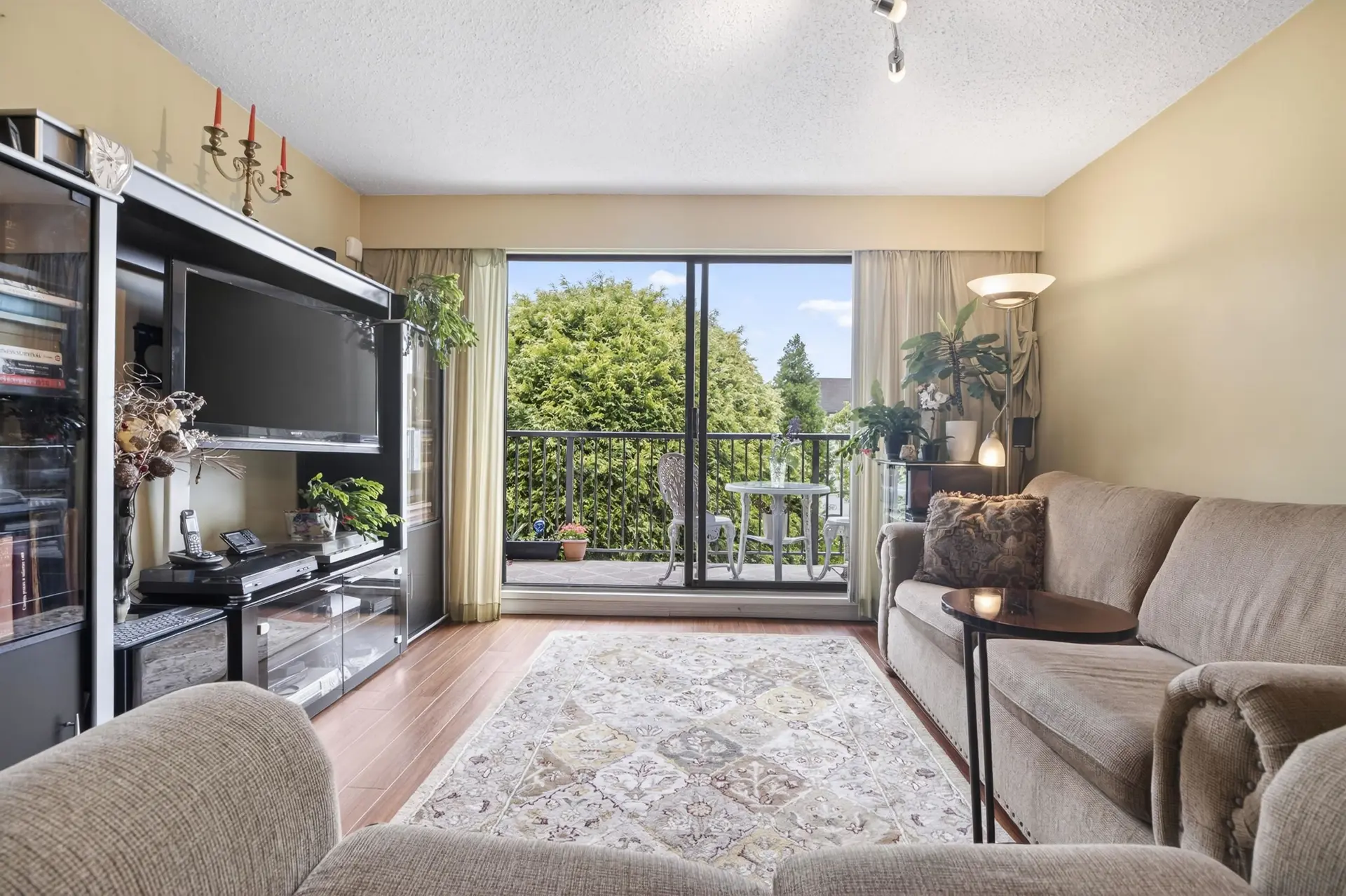 #105 236 W 2nd Street - Image 9