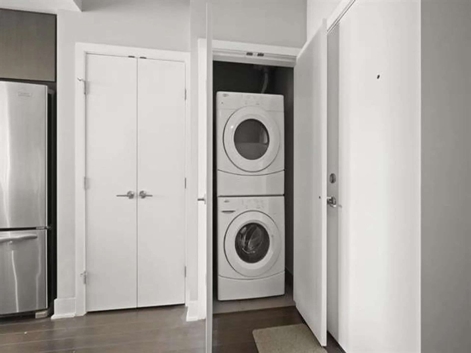 #607 3008 Glen Drive - Image 7