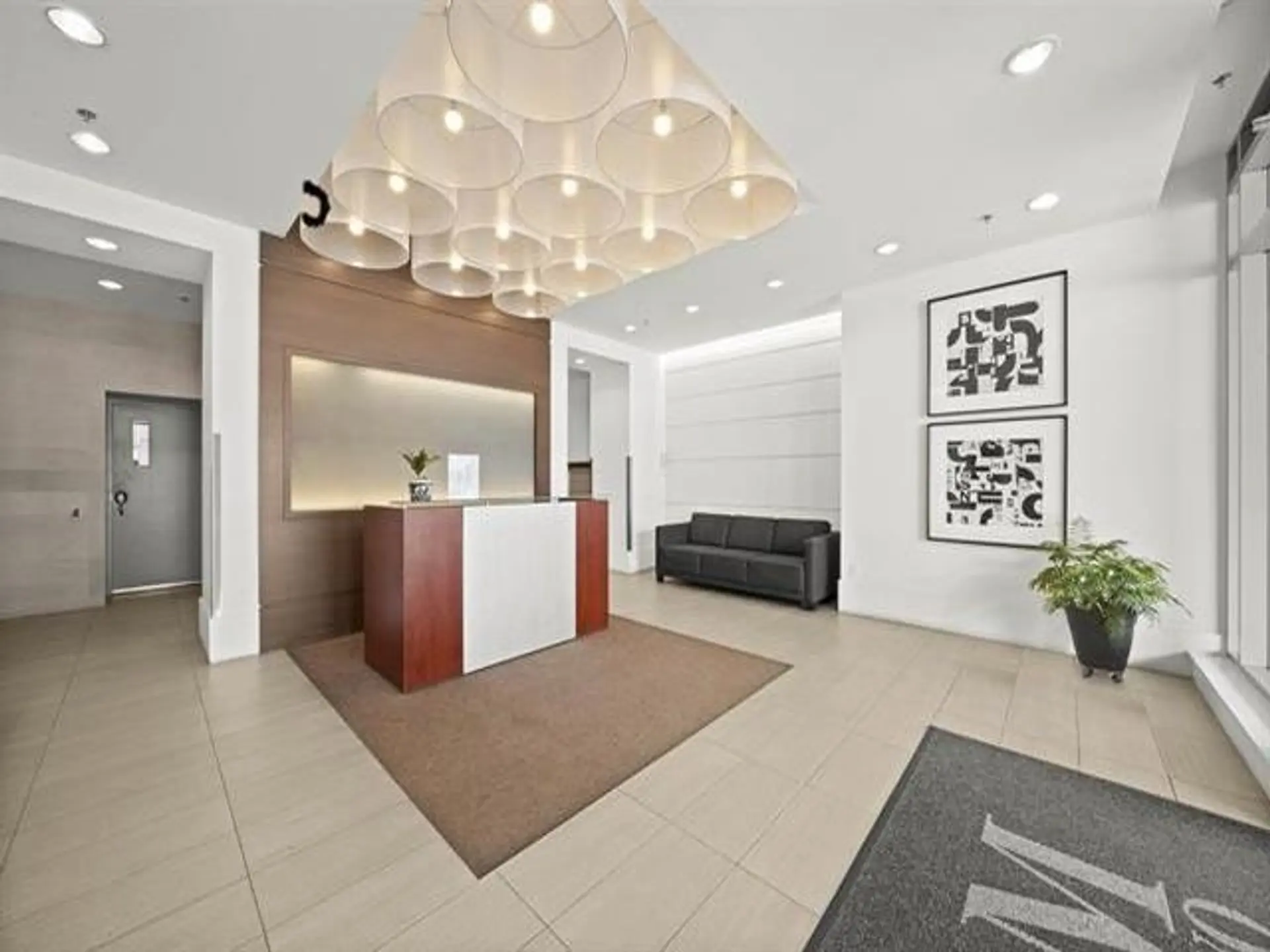 #607 3008 Glen Drive - Image 10