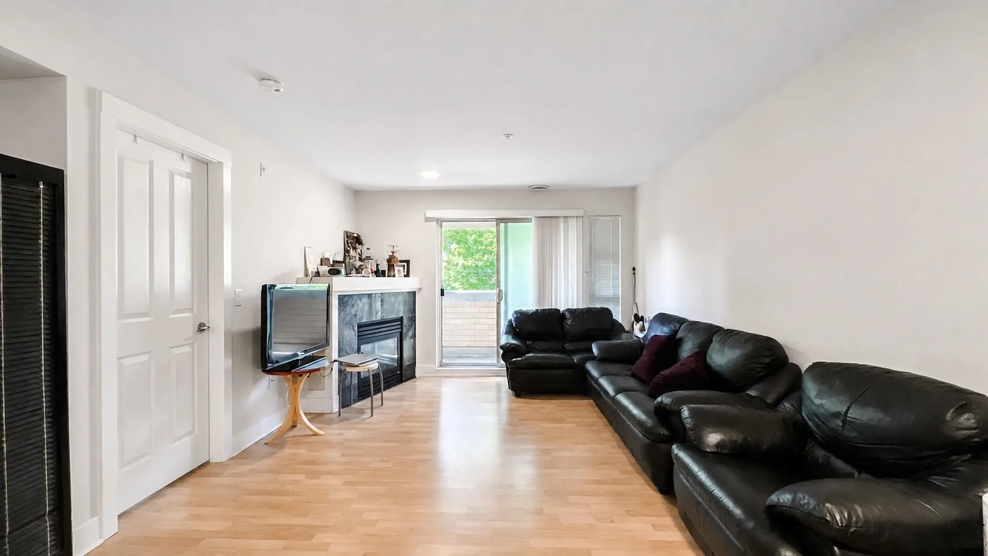 #208 2338 Western Parkway - Image 2