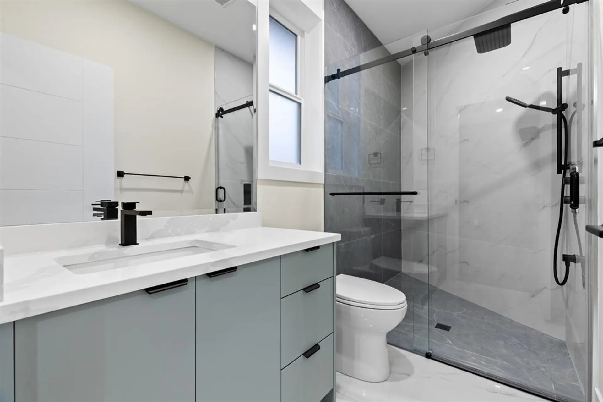 5808 137b Street - Image 12