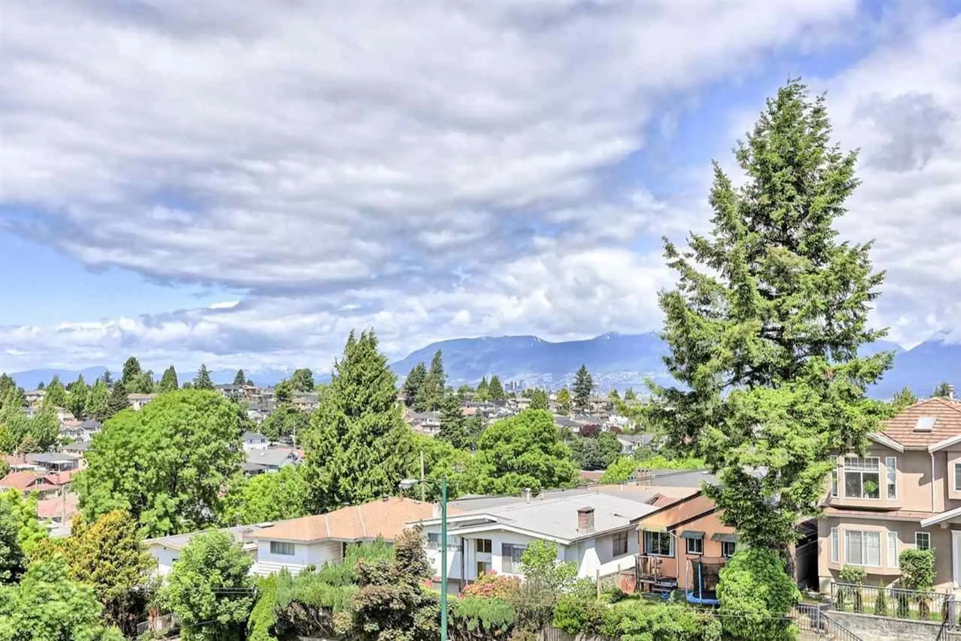 1588 E 41st Avenue - Image 17
