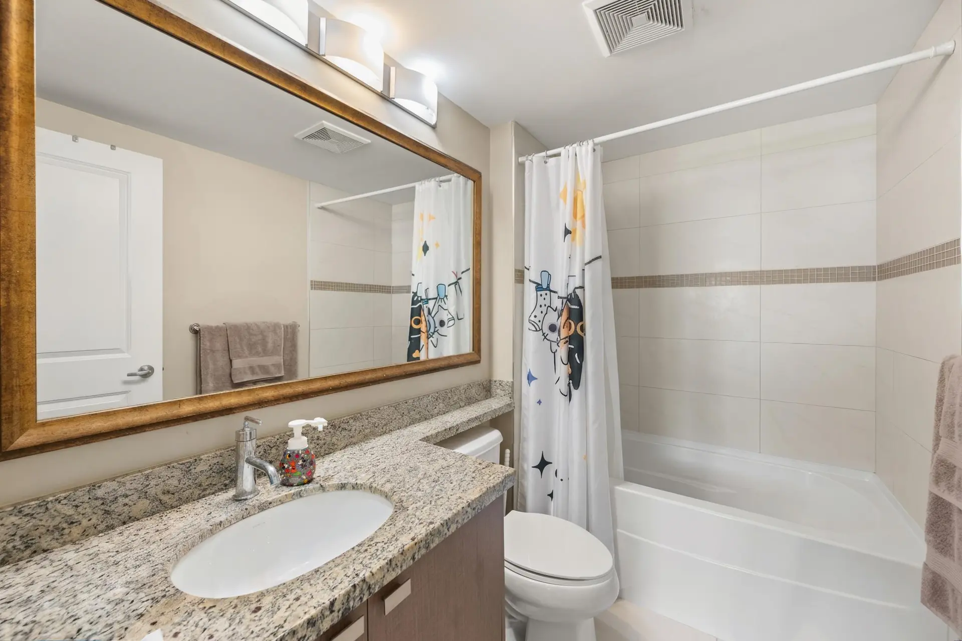 #3503 888 Carnarvon Street - Image 12